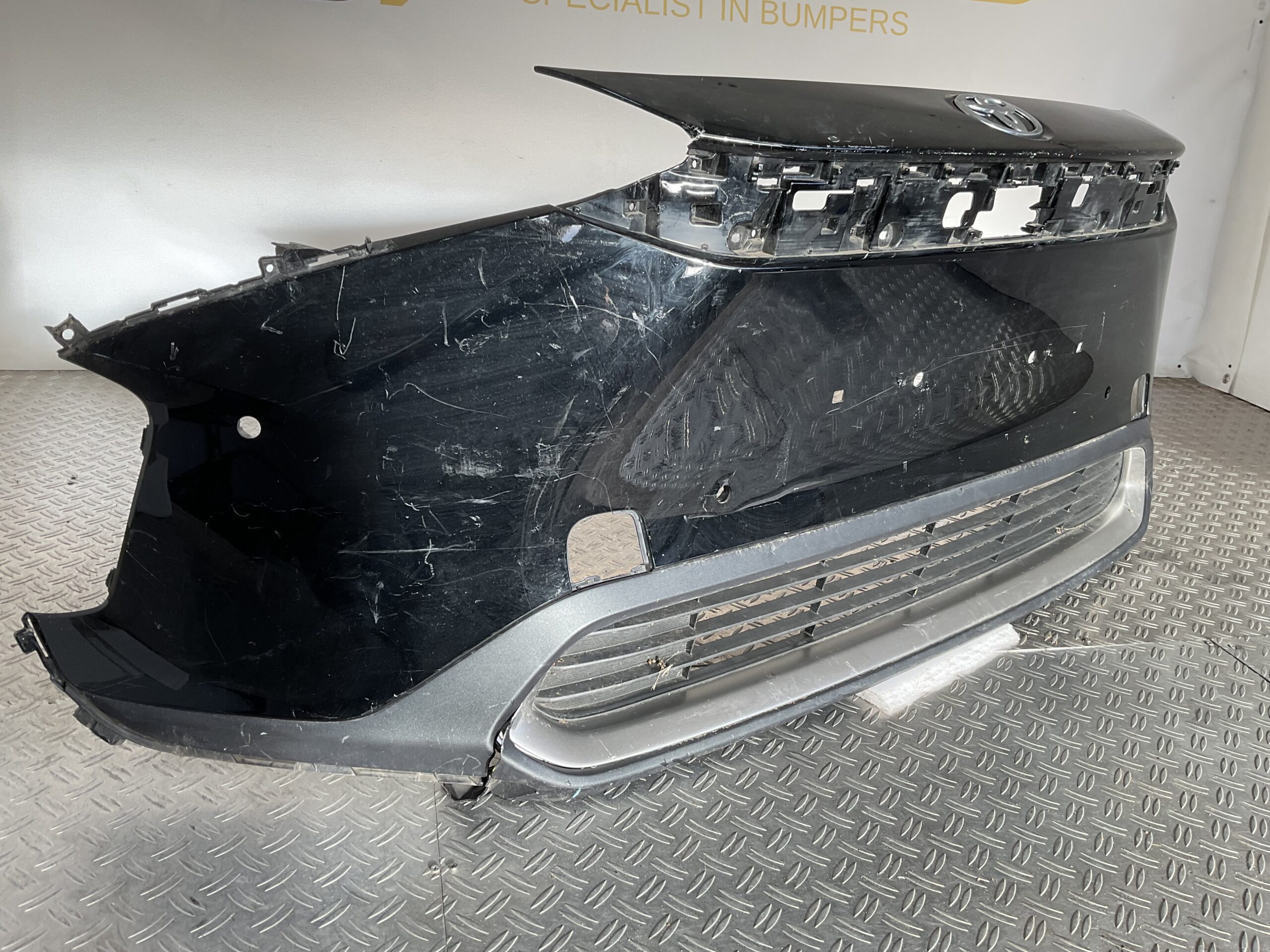 Bumper Toyota BZ4X 22- 52119-42A80 Voorbumper D5-16218z