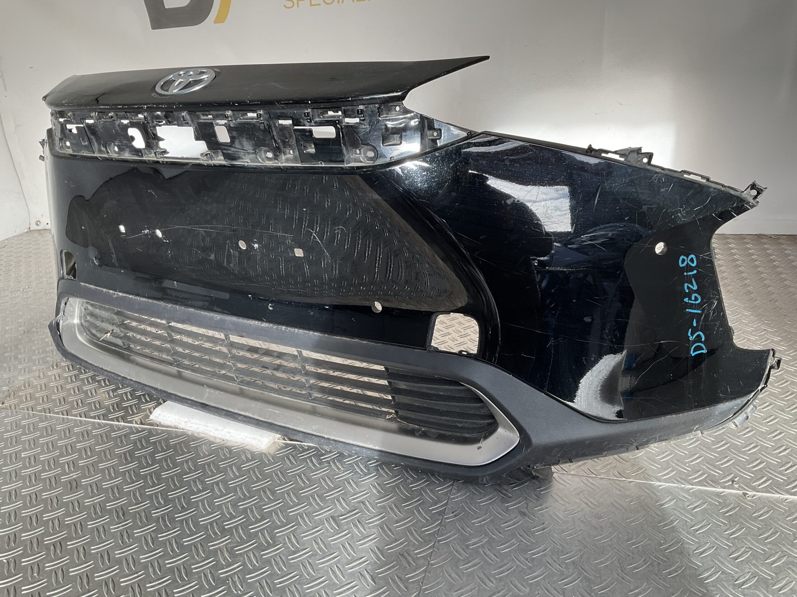 Bumper Toyota BZ4X 22- 52119-42A80 Voorbumper D5-16218z