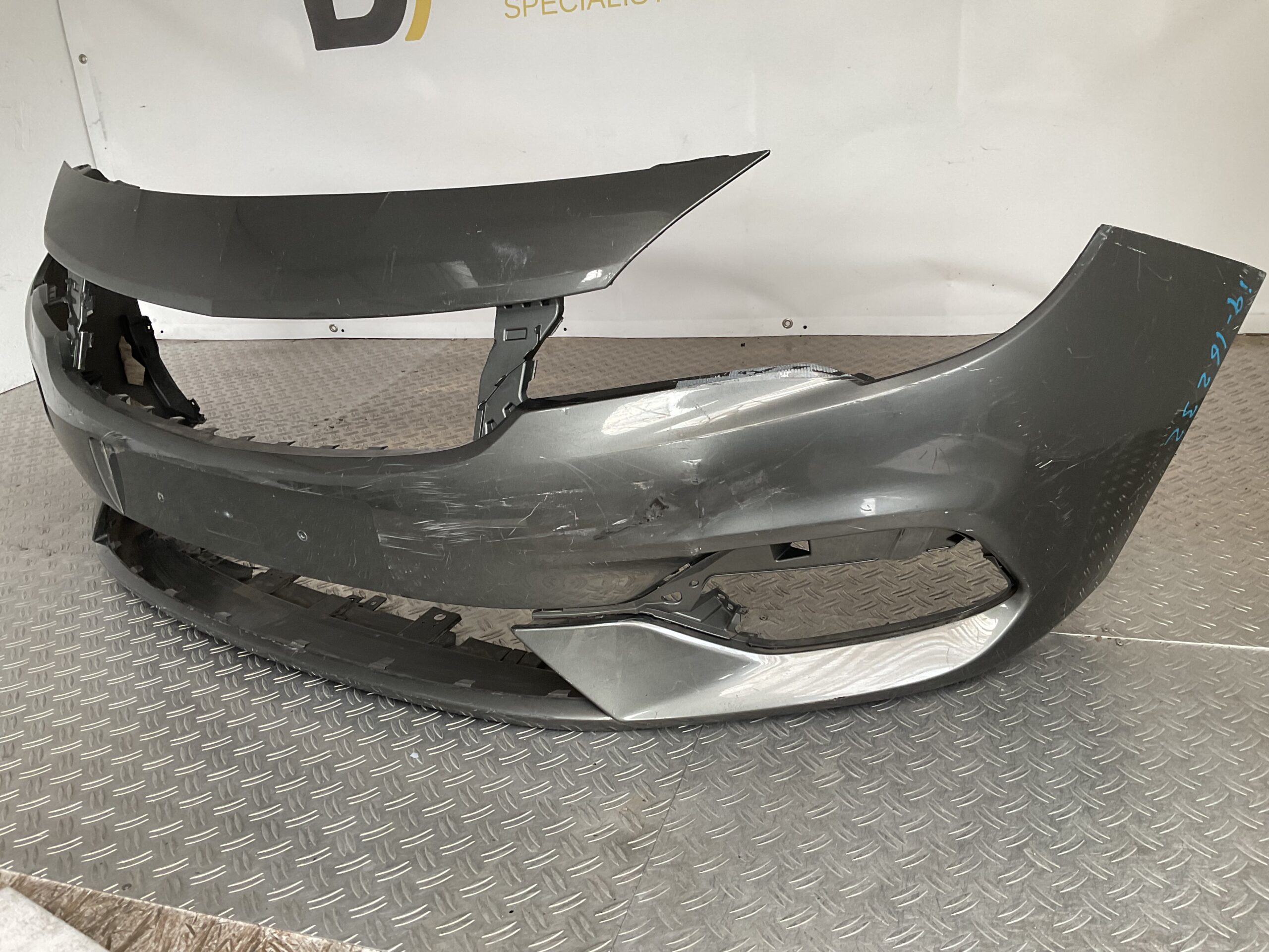 Bumper Opel Astra K 6xpdc Facelift 18-21 39130492 Voorbumper i9-16232z