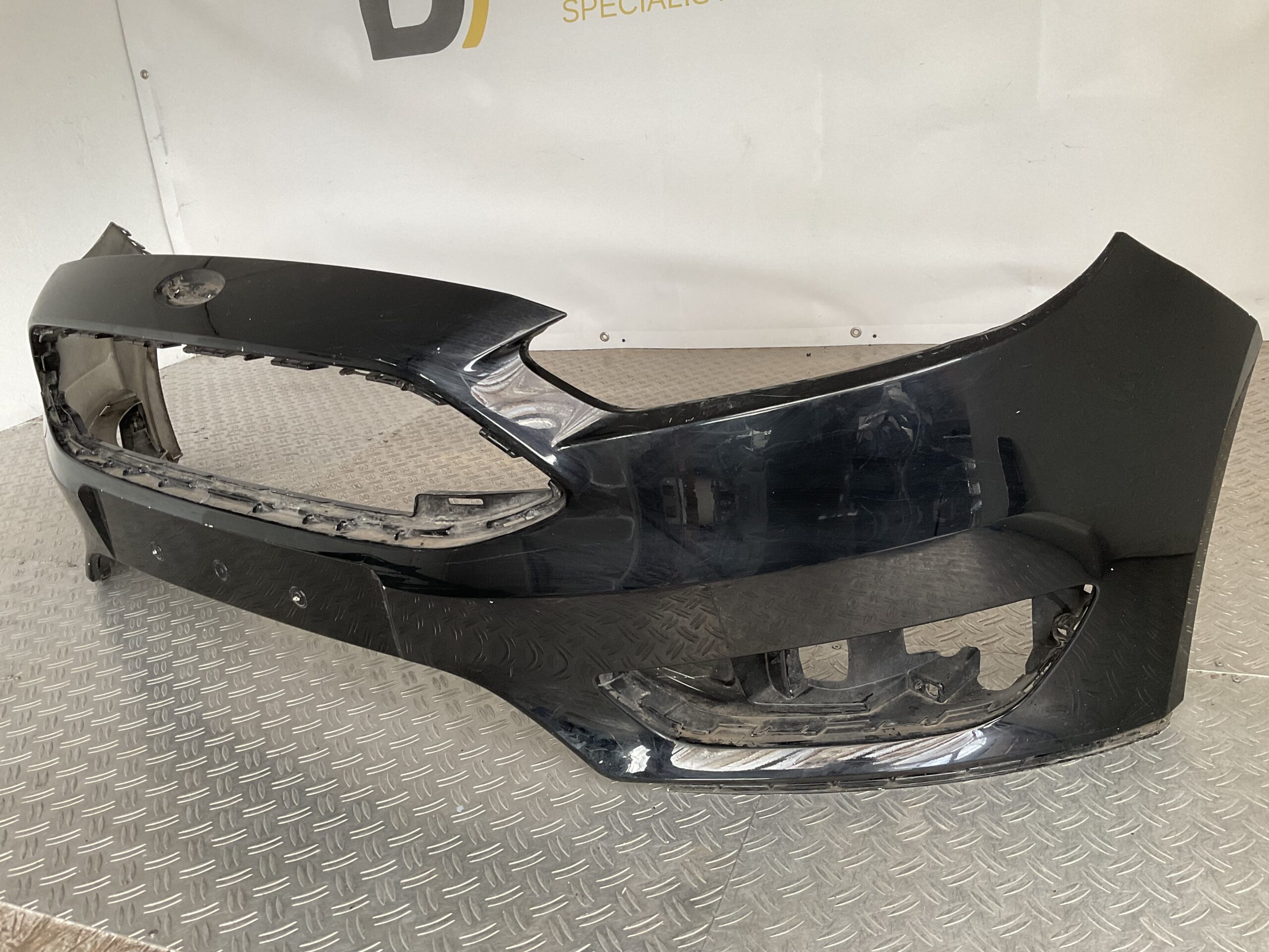 Bumper Ford Focus MK3 Facelift 14-18 F1EB-17757-A Voorbumper D9-16242z