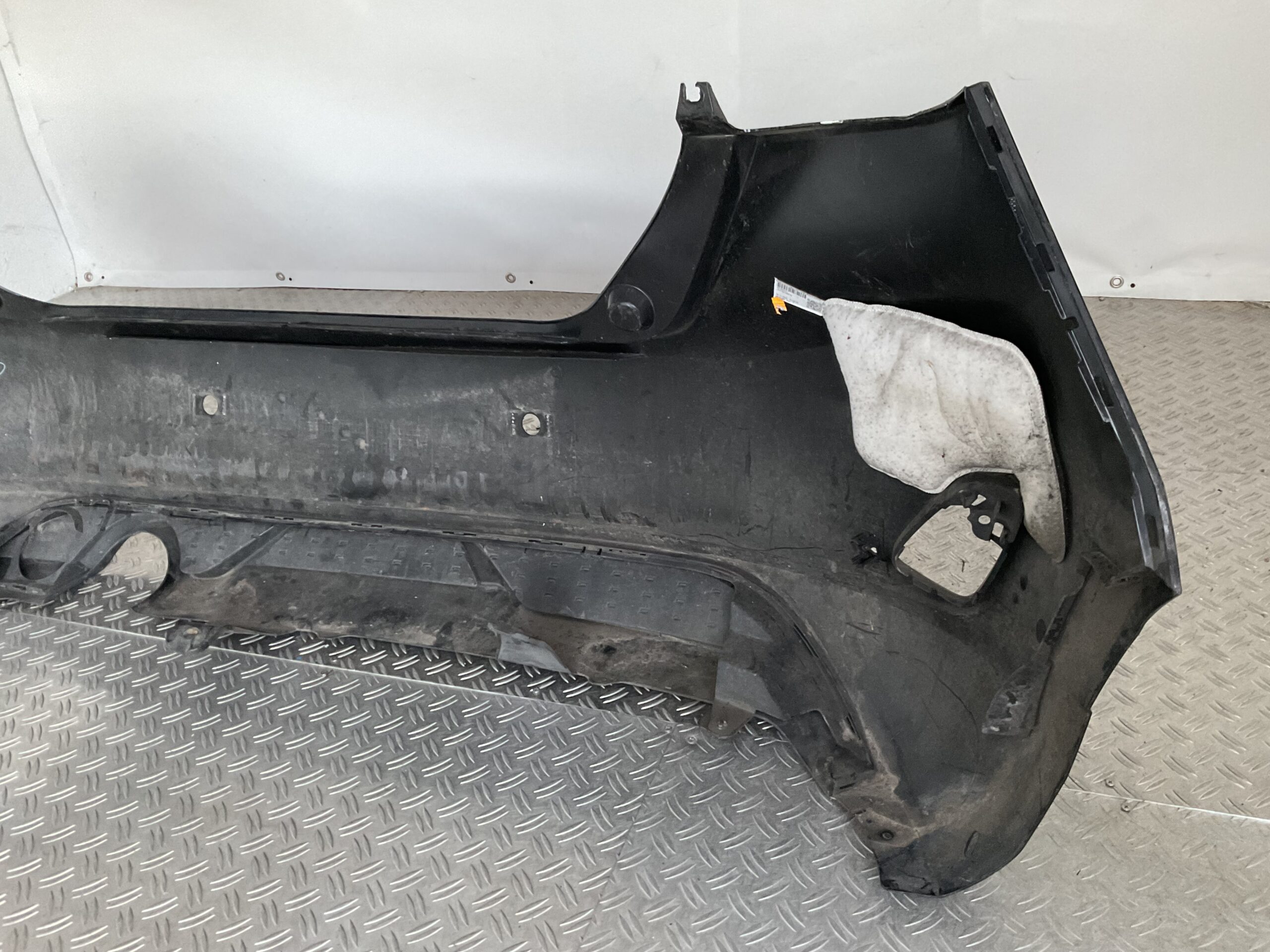 Bumper Ford Fiesta MK8 18-22 L1BB-17906-C1AW Achterbumper F5-16327z