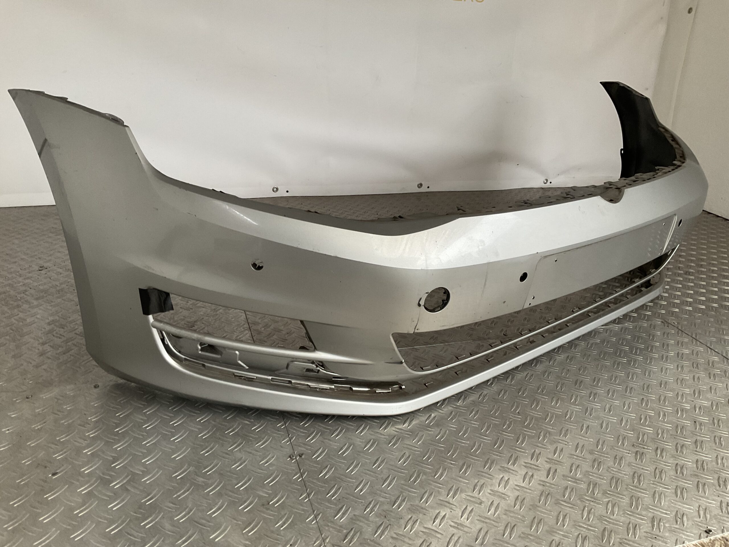 Bumper Volkswagen Golf 7 12-16 pdc 5G0807221BN Voorbumper C2-16437z