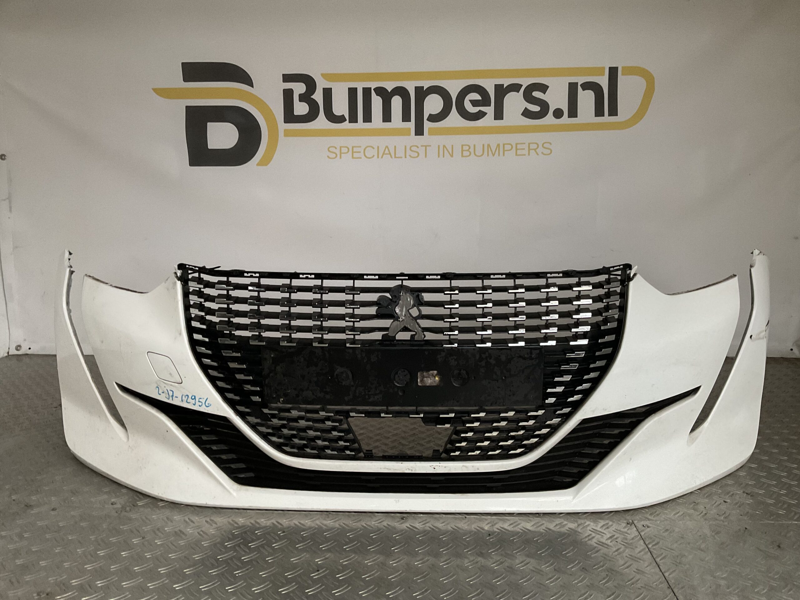 Bumper Peugeot 208 19-23 9823203580 Voorbumper J7-12956z