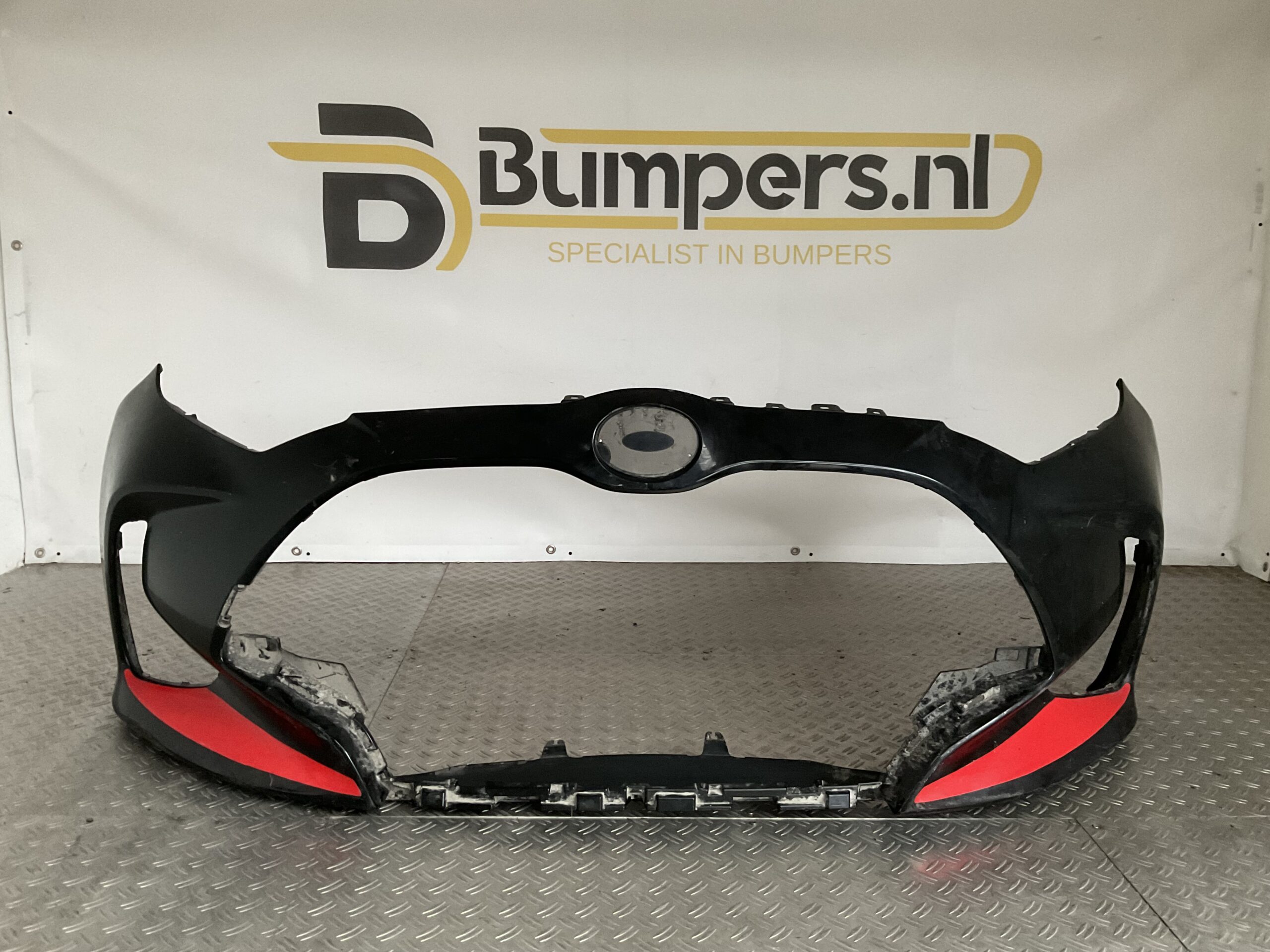 Bumper Toyota Yaris 19-23 52119-0DA00 Voorbumper D5-16436z