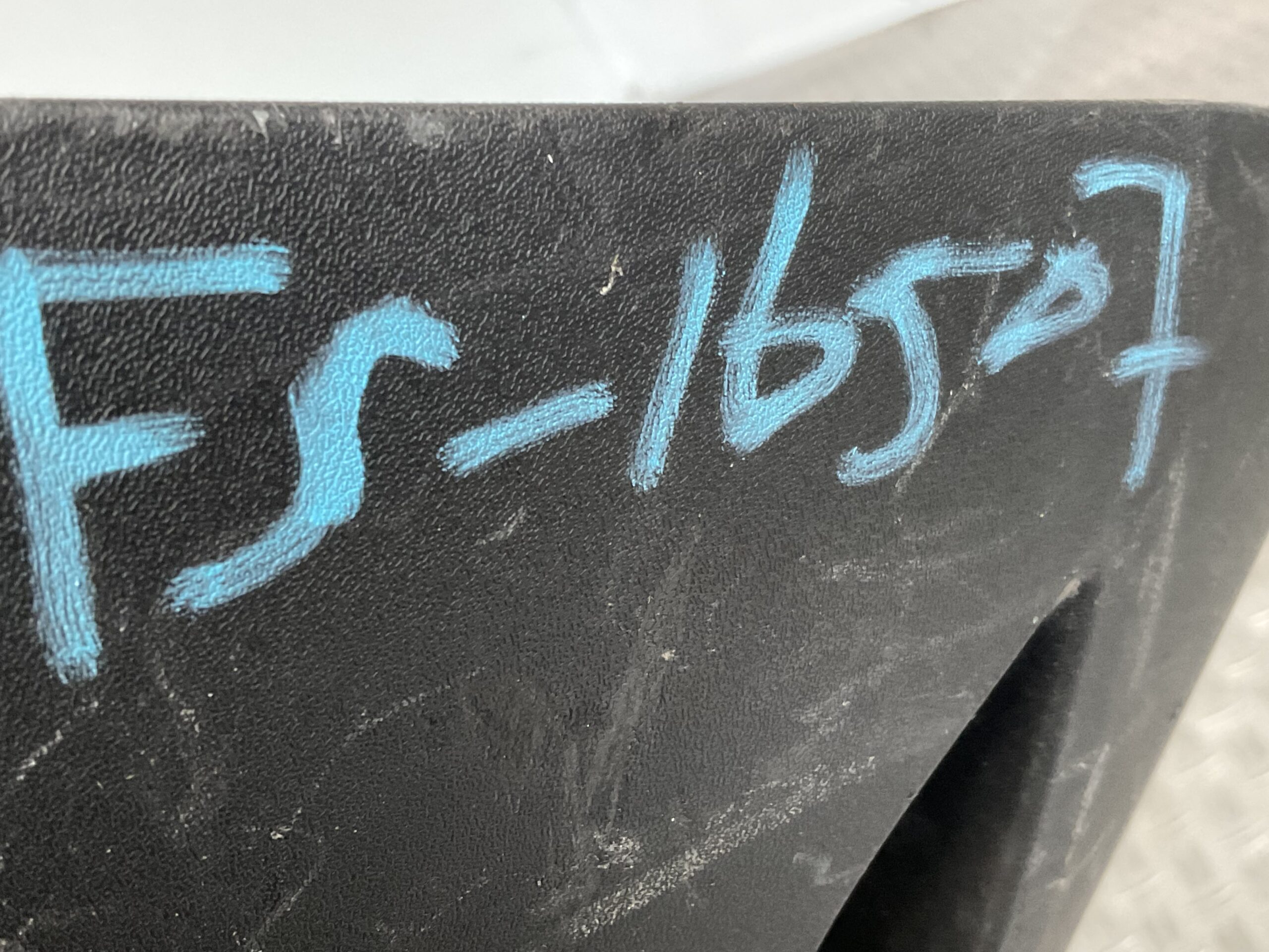 Bumper Volv EX30 EX-30 23- 860003632 Voorbumper F5-16507z