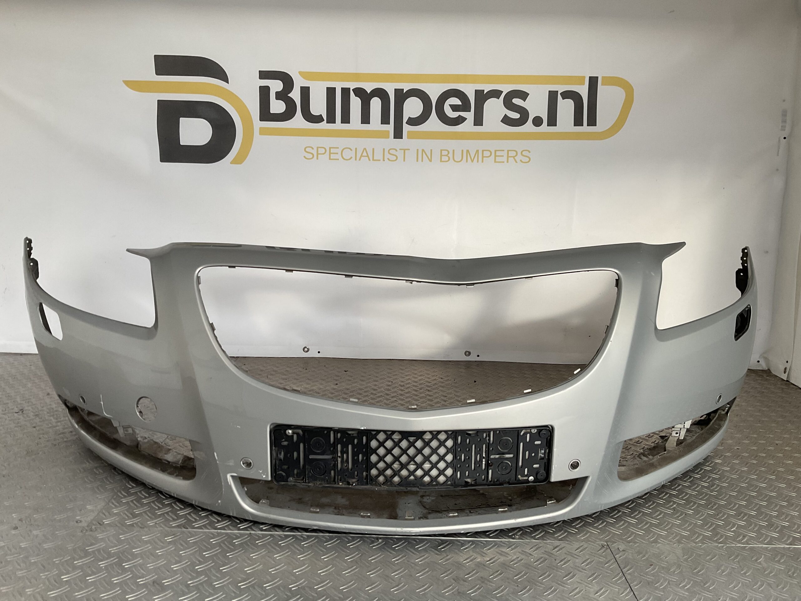 Bumper Opel Insignia A 09-12 13288286 Voorbumper i9-16527z