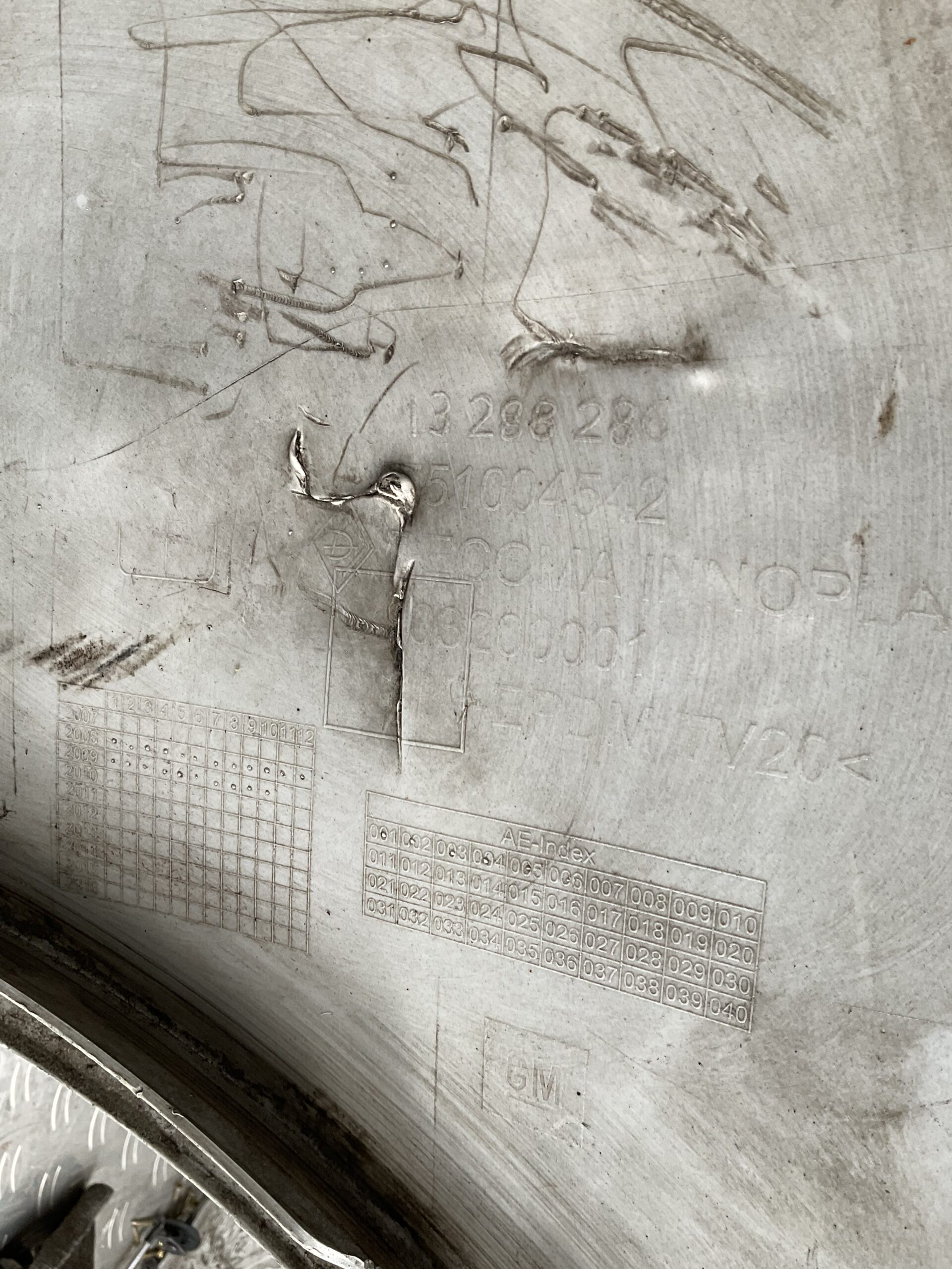 Bumper Opel Insignia A 09-12 13288286 Voorbumper i9-16527z