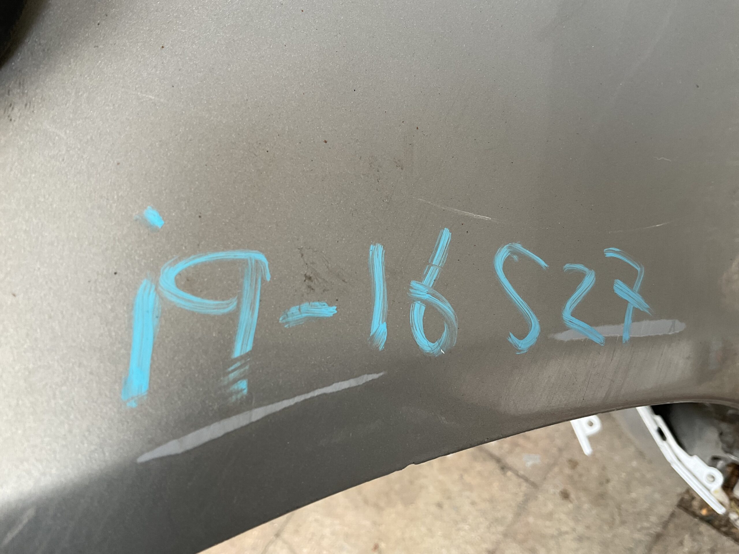 Bumper Opel Insignia A 09-12 13288286 Voorbumper i9-16527z