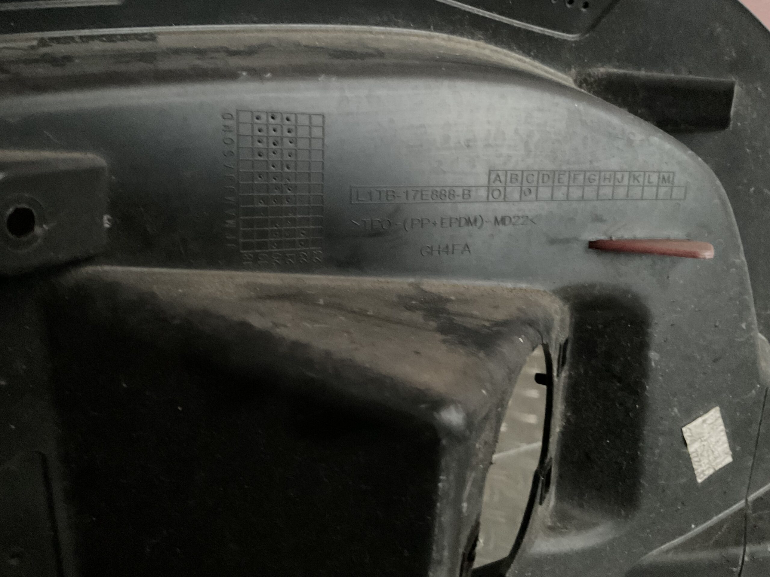 Bumper Ford Puma MK2 l1tb-17e888-b Voorbumper D5-16531z