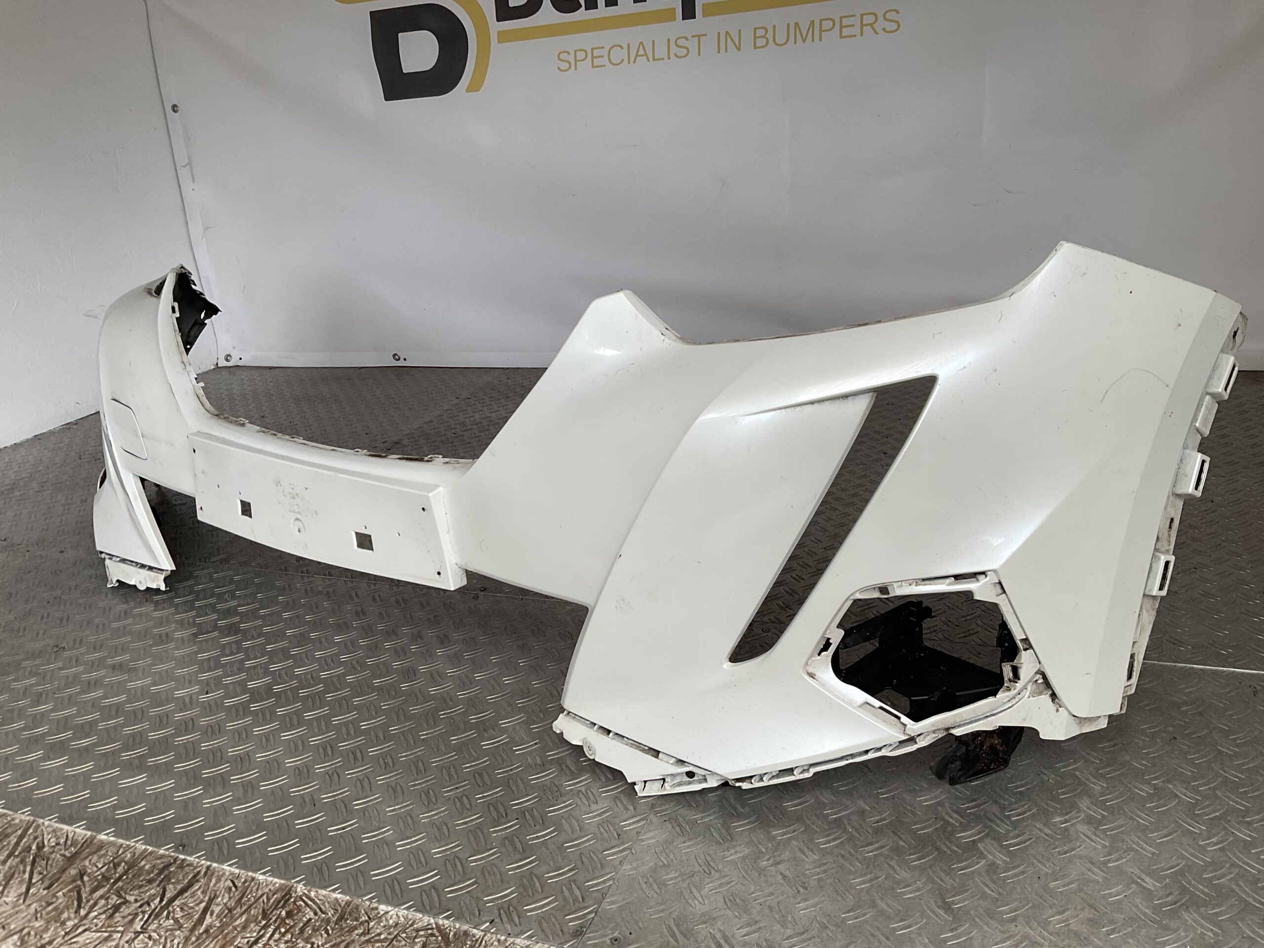 Bumper Peugeot 2008 19-23 9825844580 Voorbumper J5-16566z