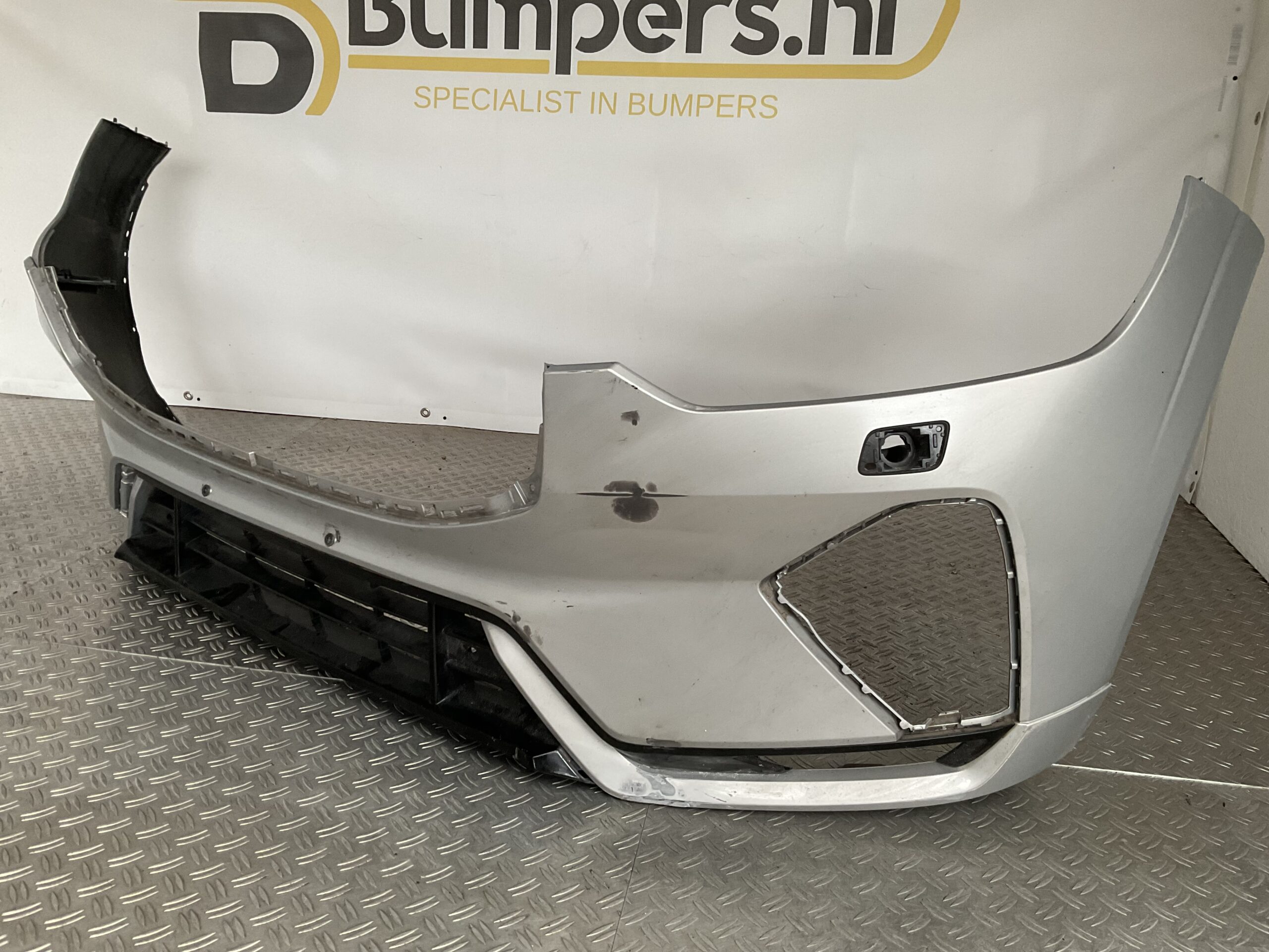 Bumper Volvo XC60 XC-60 R-Design Rdesign Facelift 21- 32234960 Voorbumper E5-16571z