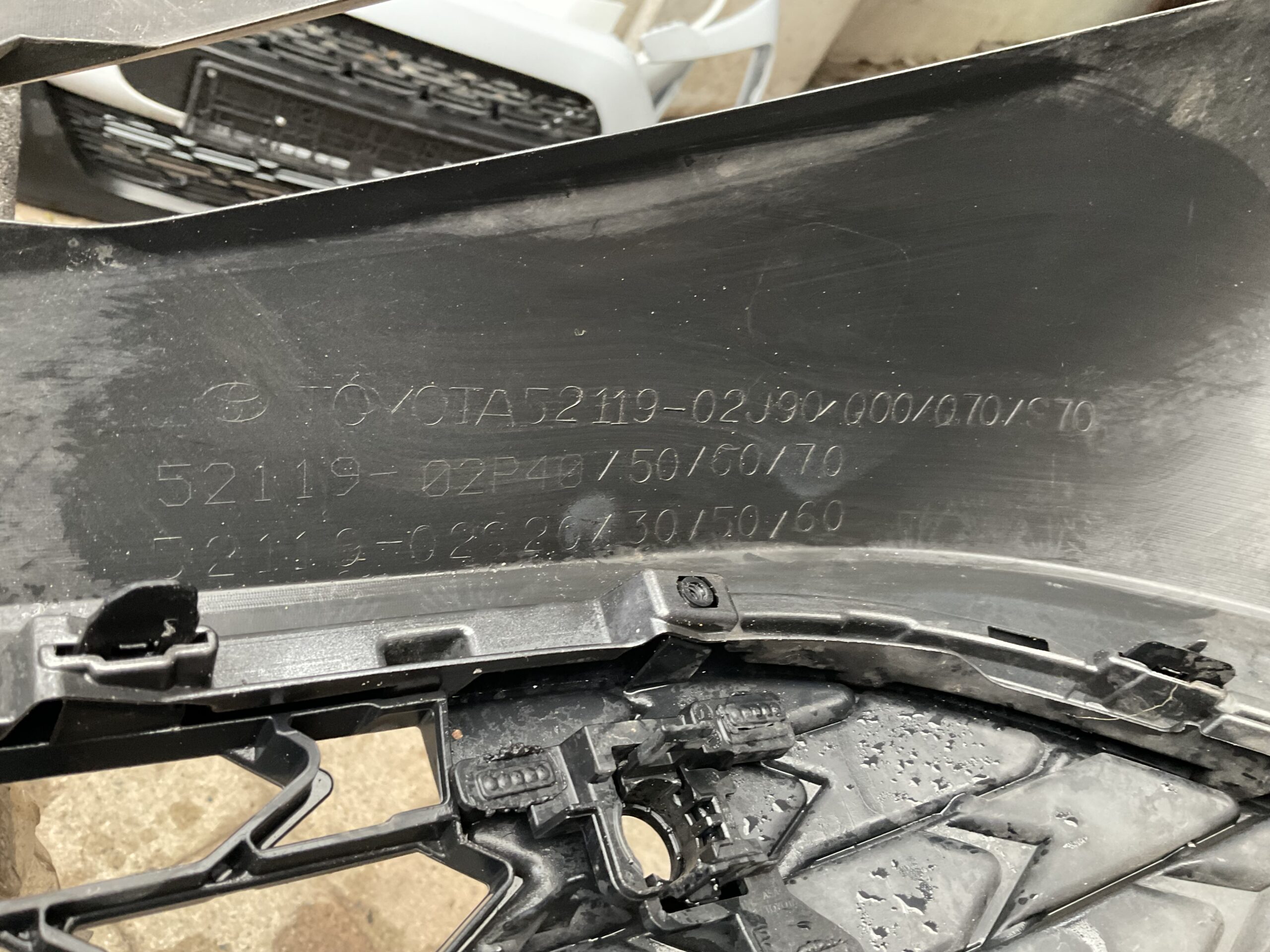 Bumper Toyota Corolla E21 18-24 52119-02j90 Voorbumper D5-16572z