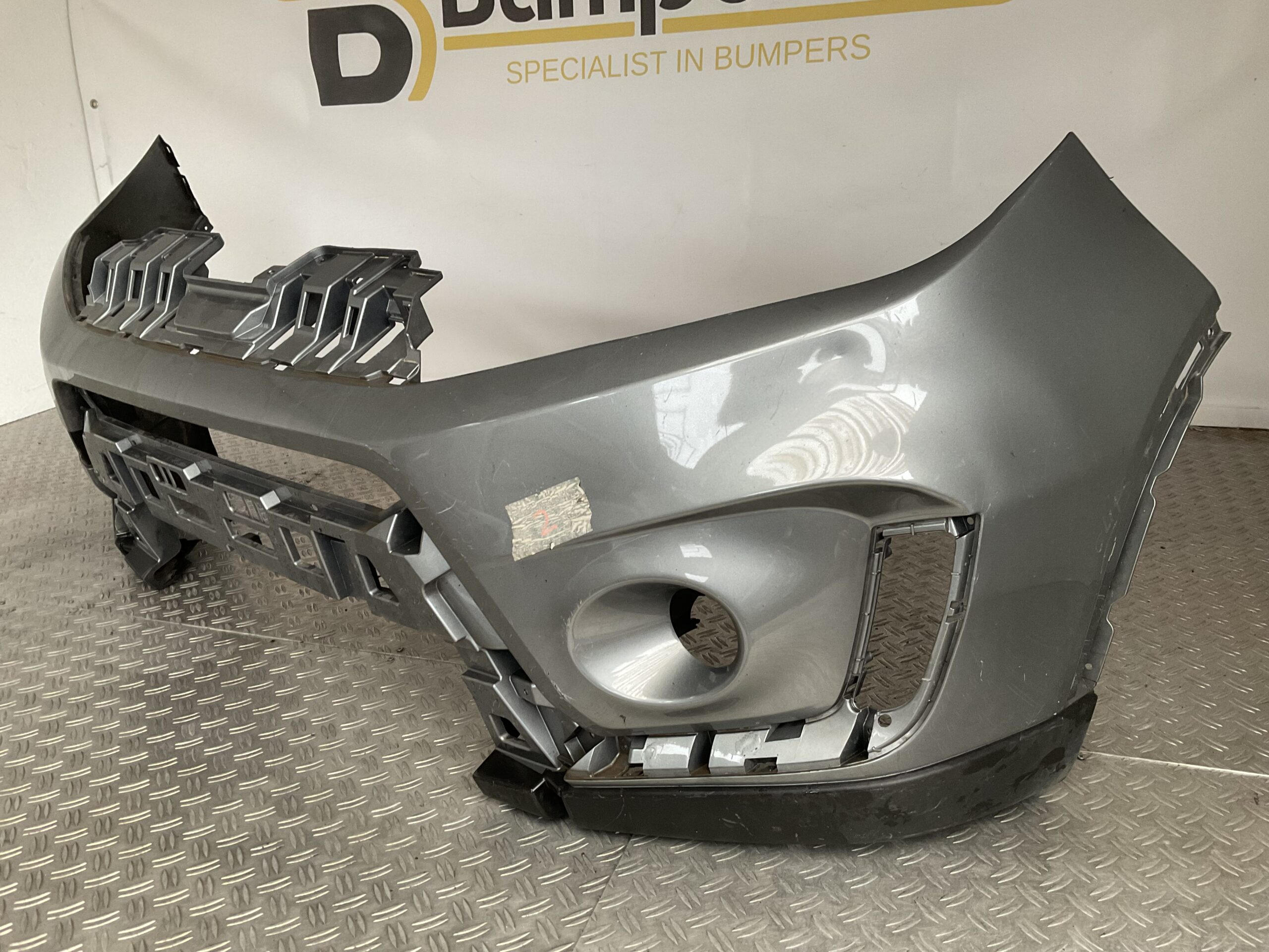 Bumper Suzuki Vitara Facelift 18- 71711-86R Voorbumper E5-16573z