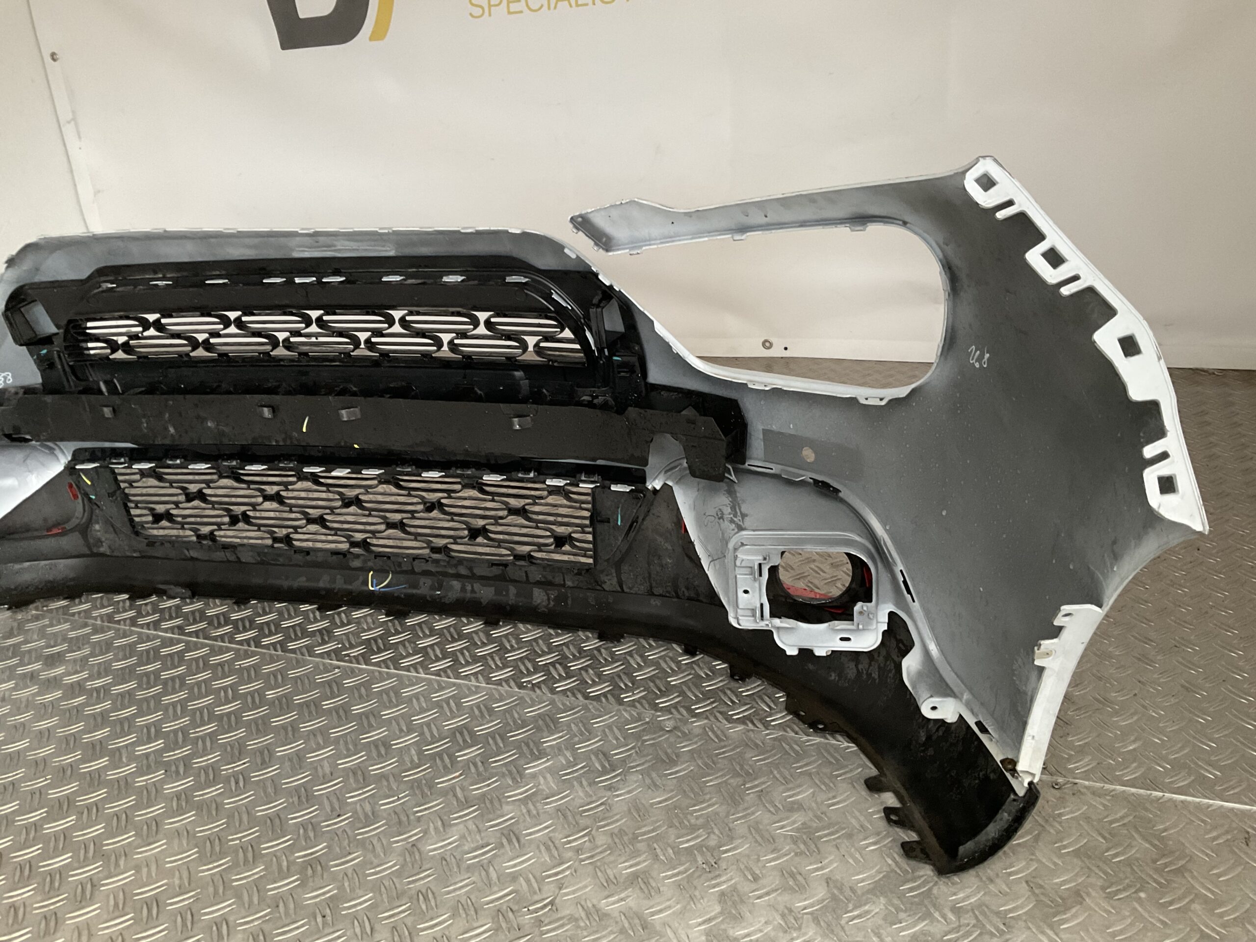 Bumper Citroen C3 Facelift 2021-2023 9833504177 Voorbumper F3-16025z