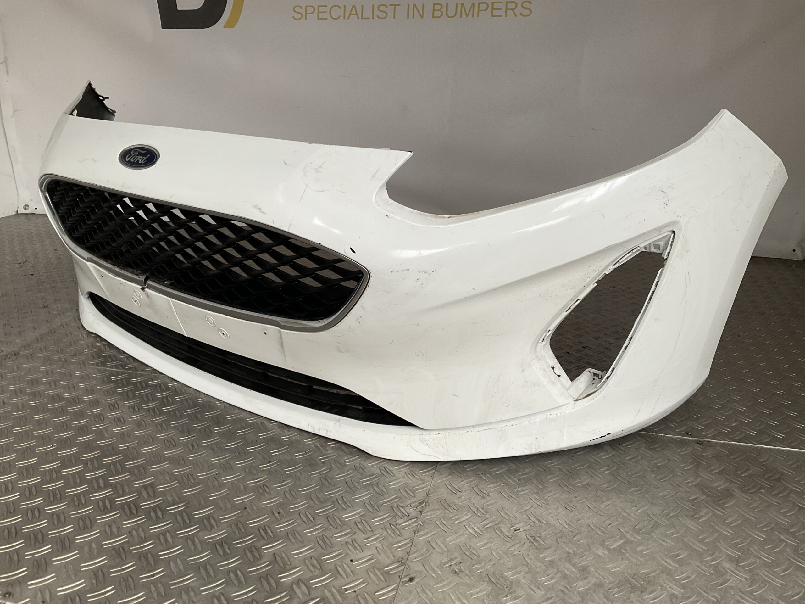 Bumper Ford Fiesta MK8 17-21 H1BB-17757-A Voorbumper D3-16584z