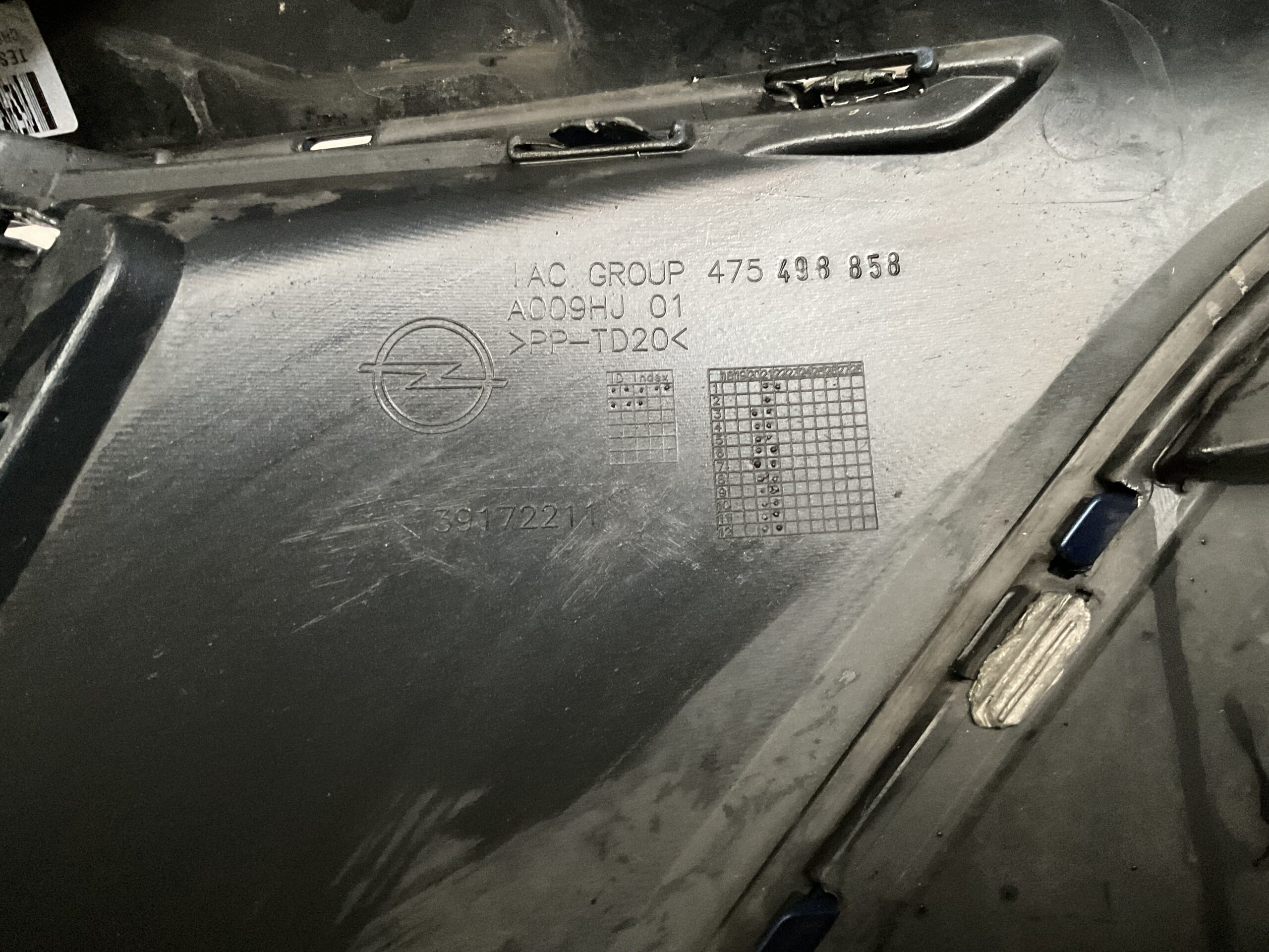 Bumper Opel Crossland X Facelift 20- 39172210 Voorbumper i5-16589z