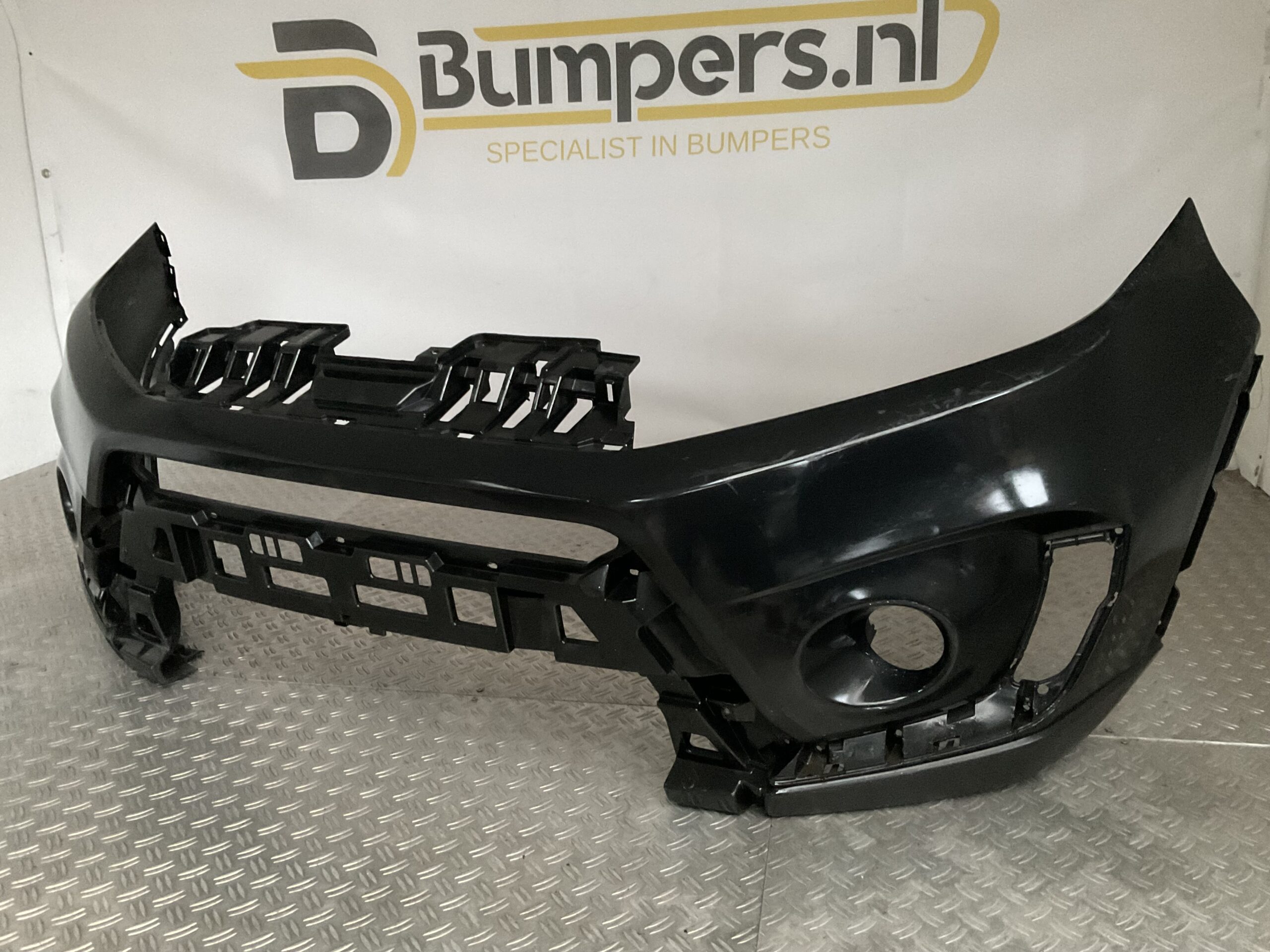 Bumper Suzuki Vitara Facelift 18- 71711-86R Voorbumper E5-16592z