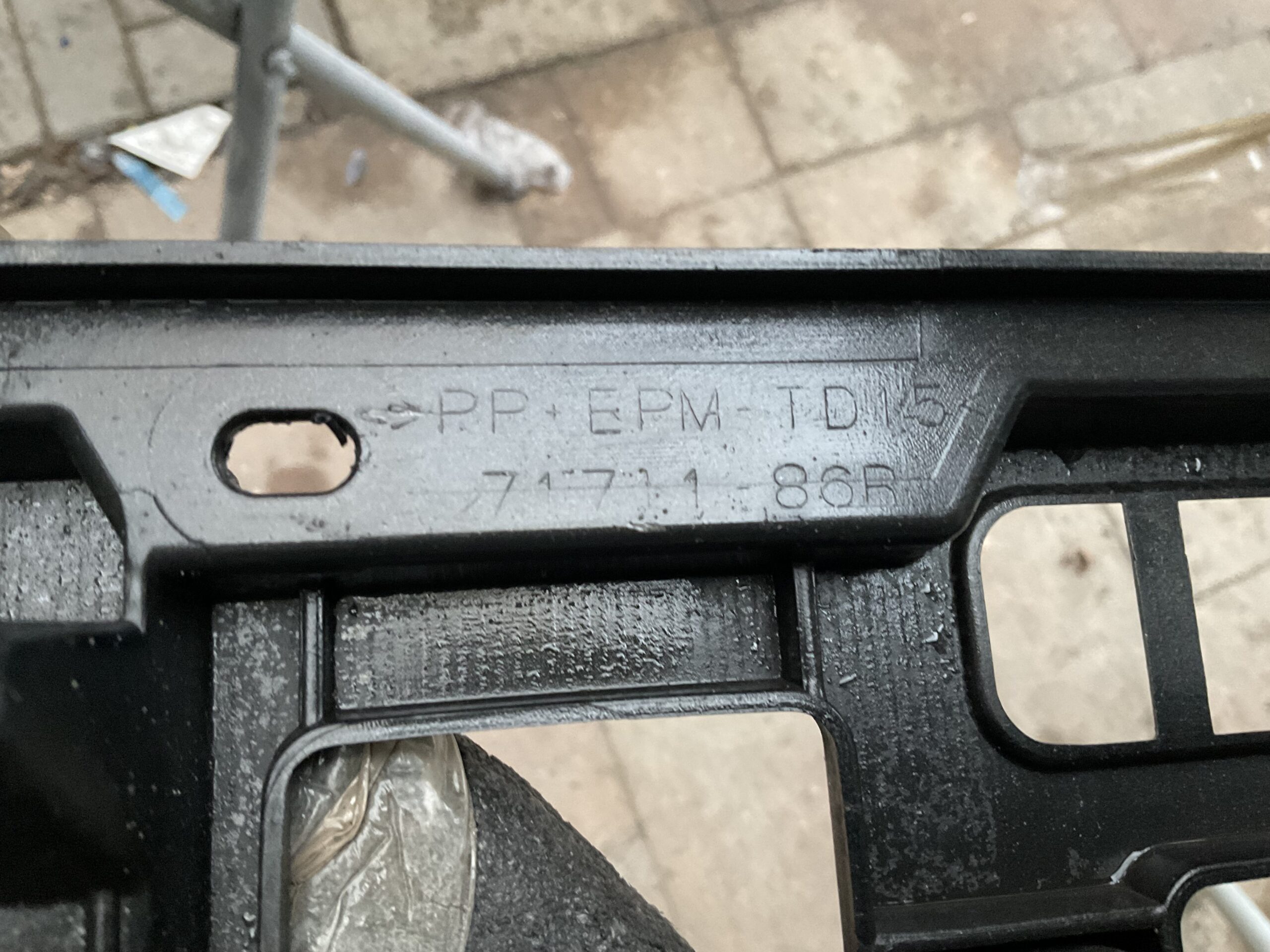 Bumper Suzuki Vitara Facelift 18- 71711-86R Voorbumper E5-16592z