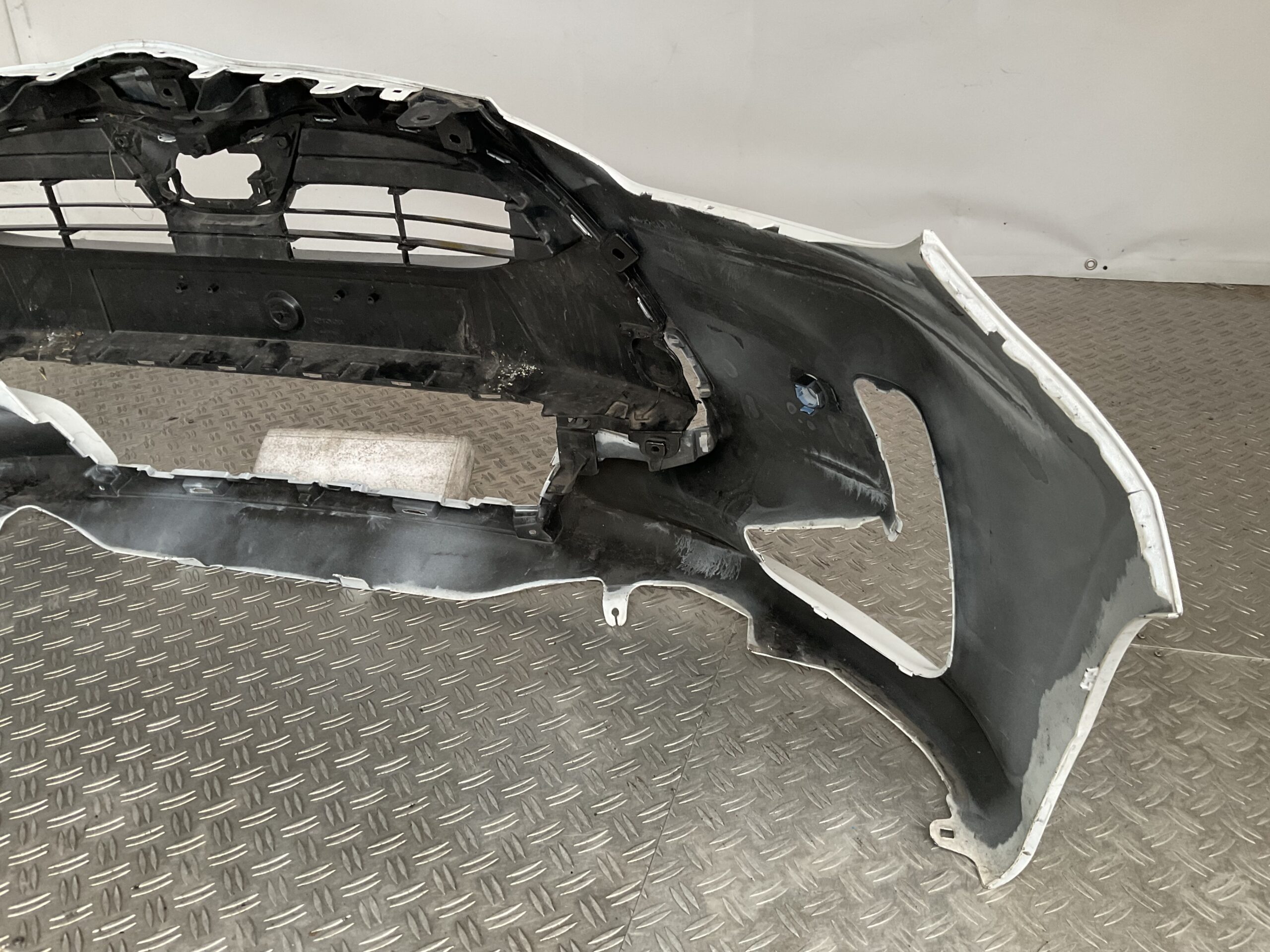 Bumper Toyota Yaris 19-23 52119-0DA00 Voorbumper D1-16537z