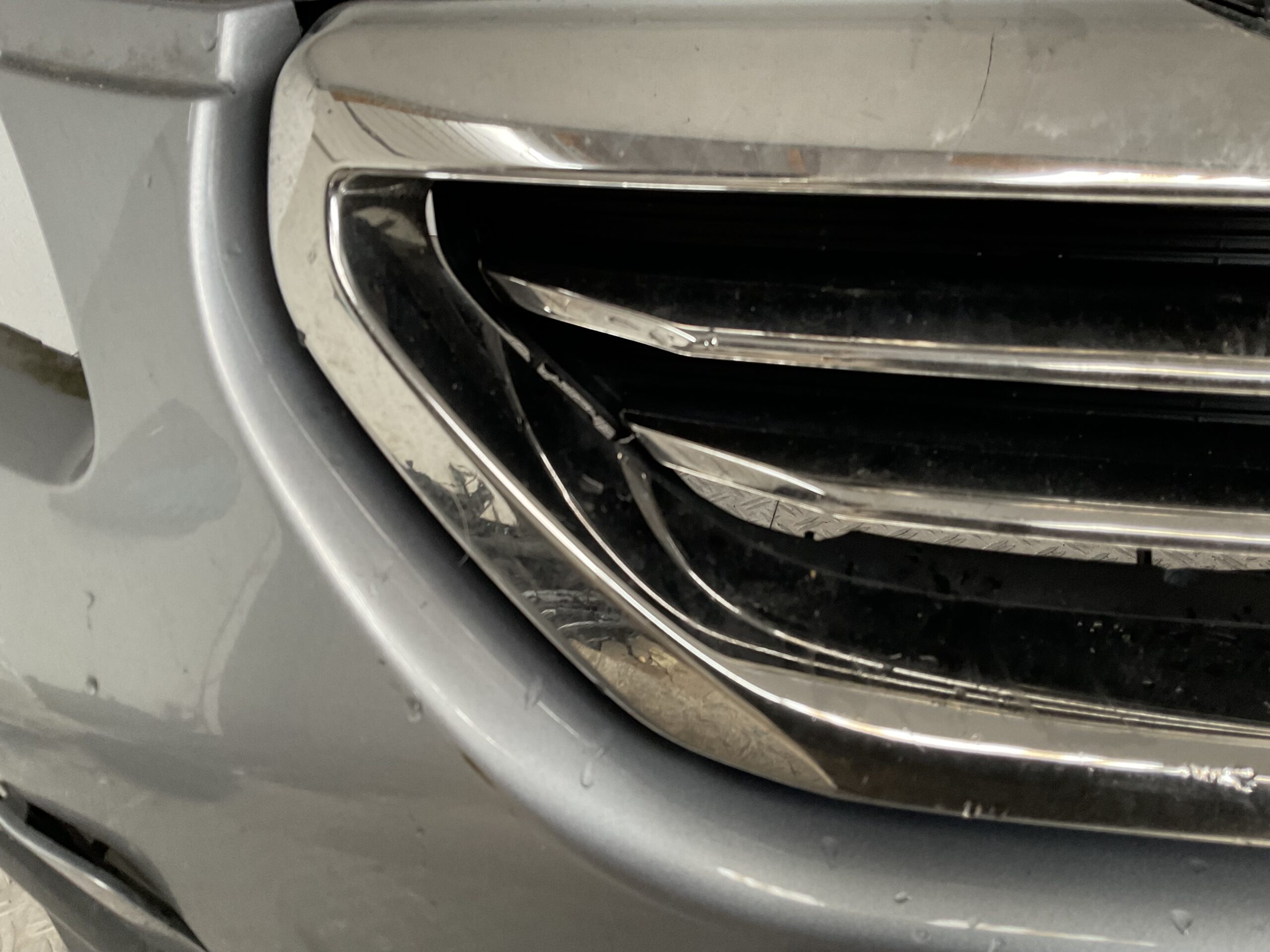 Bumper Peugeot 2008 12-16 9802521077 Voorbumper J5-16617z