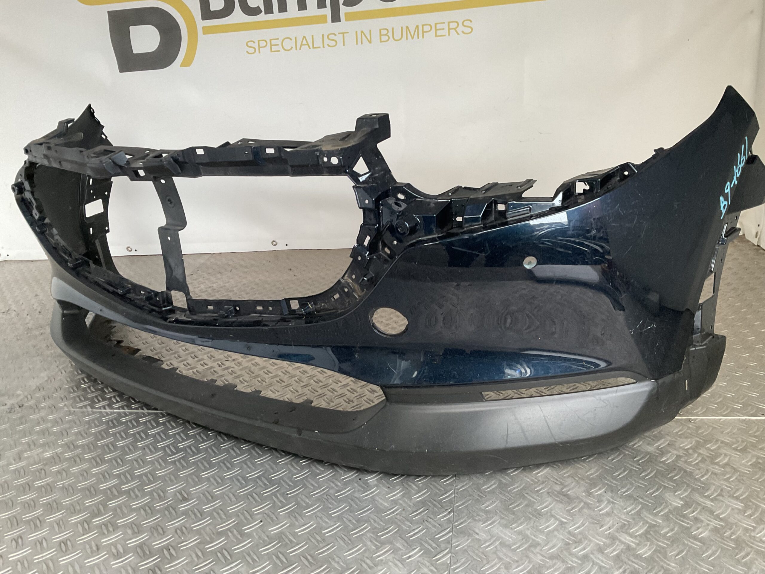 Bumper Mazda CX30 CX-30 DFR5-50031 Voorbumper B9-16601z