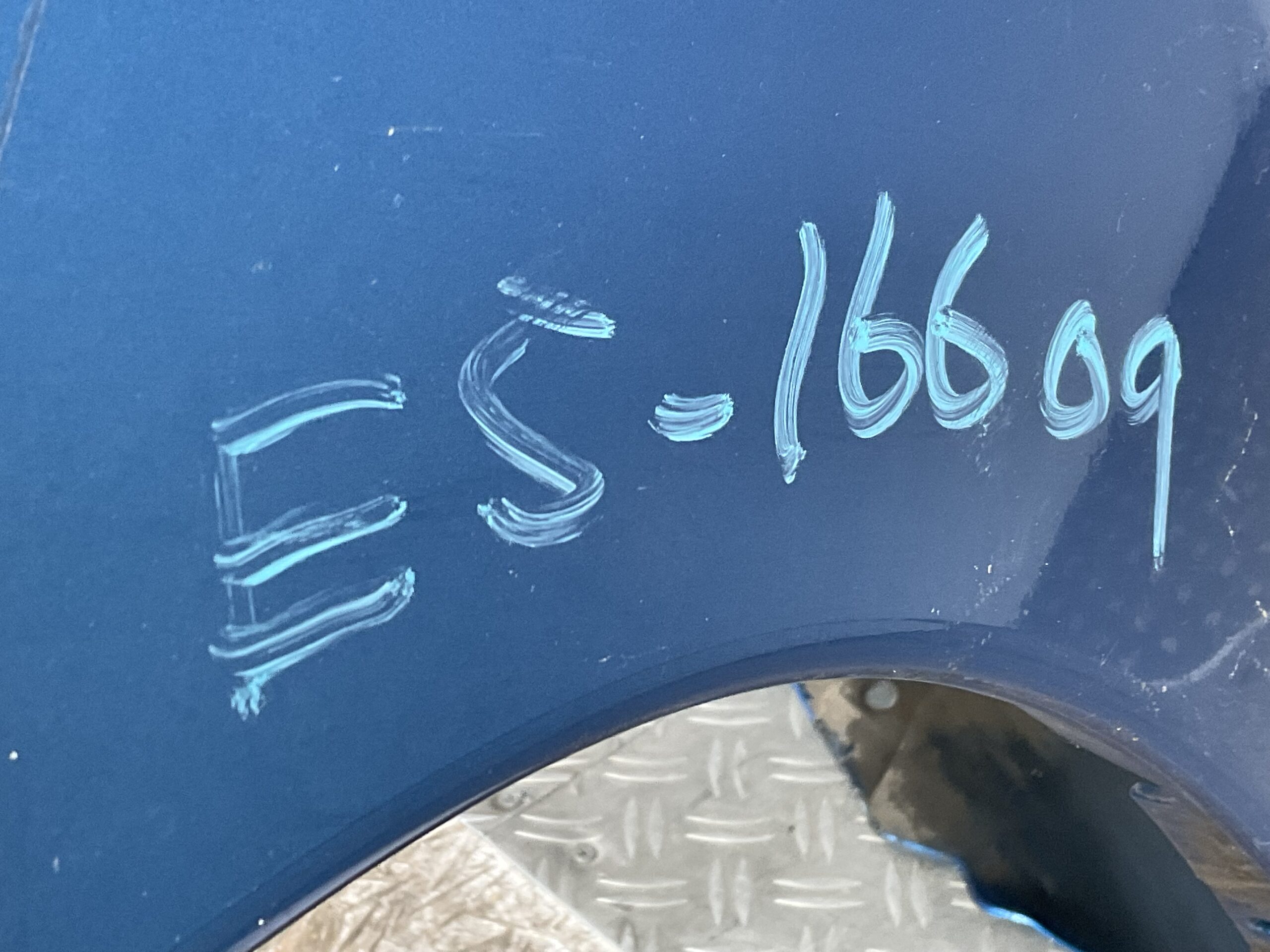 Bumper Mitsubishi L200 V 5 Facelift 19- 6400J272ZZ Voorbumper E5-16609z