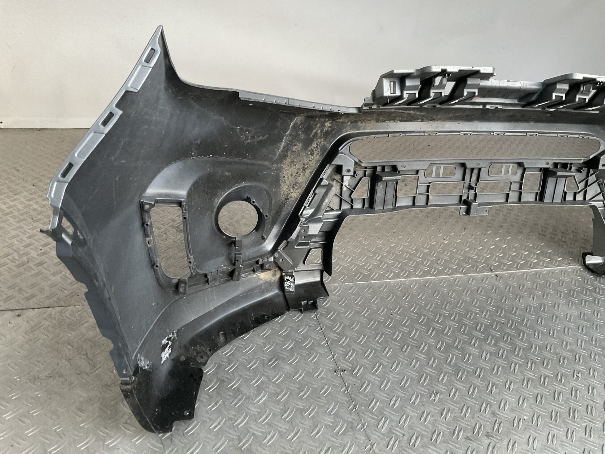 Bumper Suzuki Vitara Facelift 18- 71711-86R Voorbumper E5-16641z