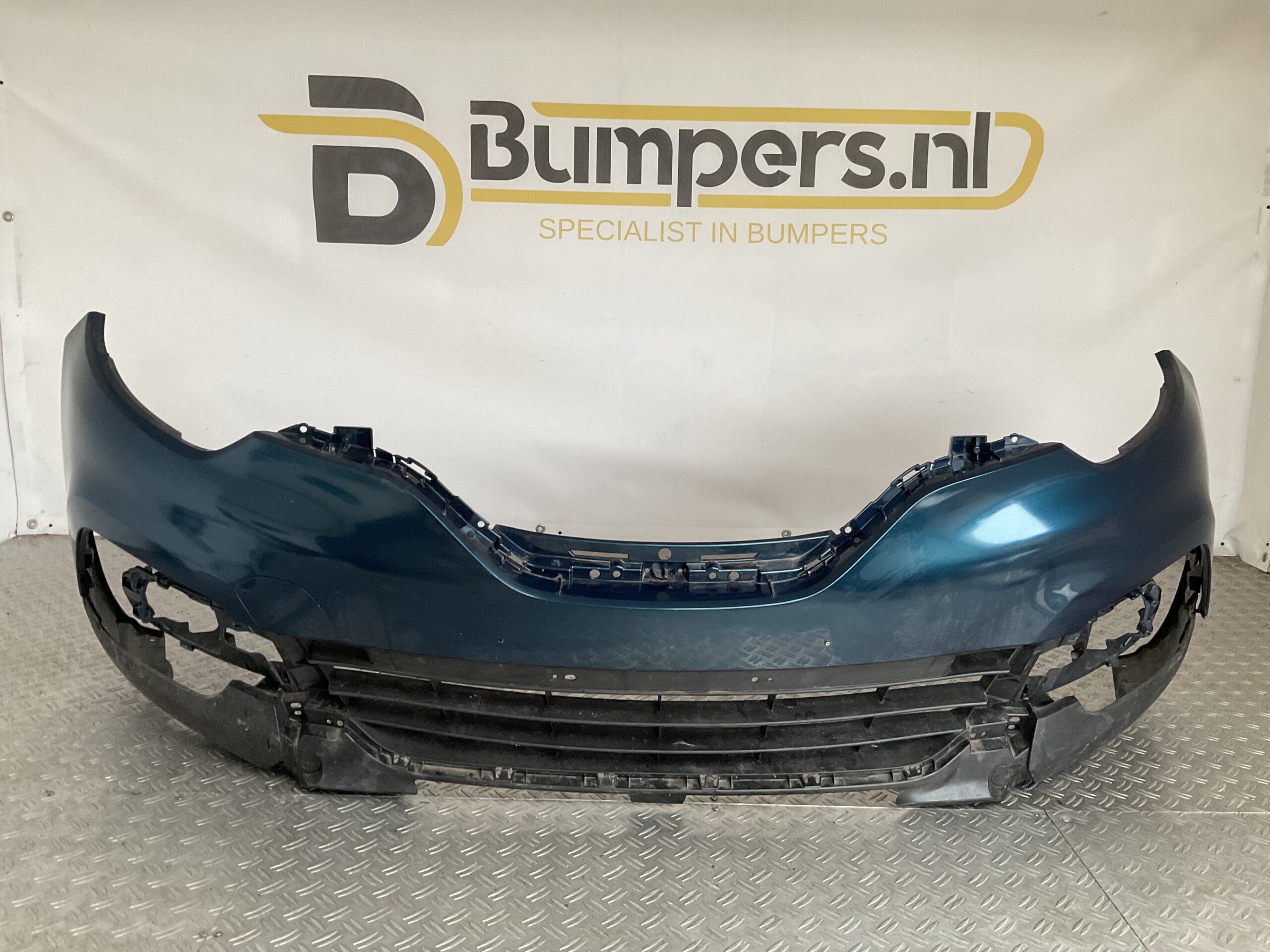 Bumper Renault Captur Facelift 16-21 620227019R Voorbumper F5-16644z