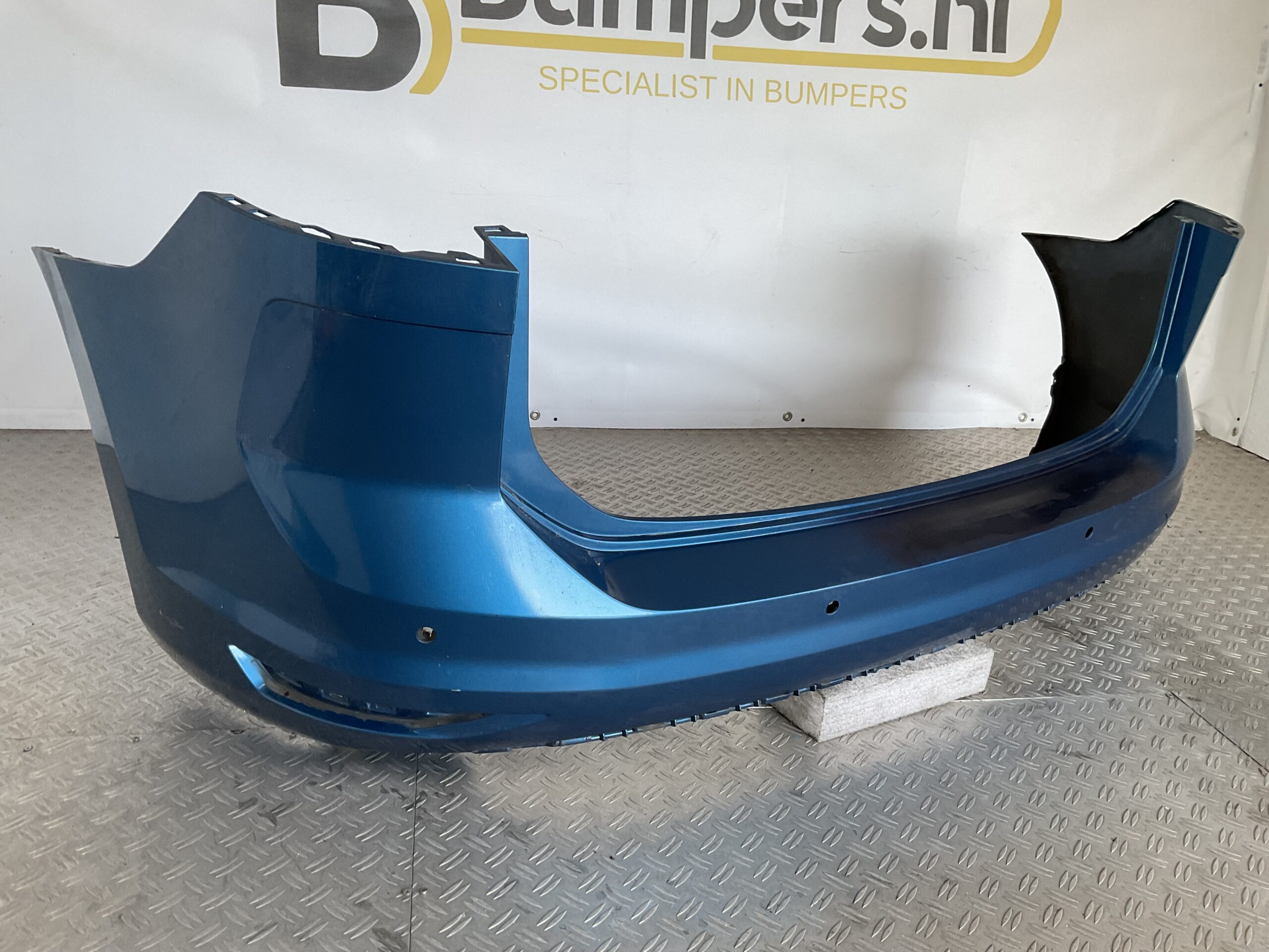 Bumper Volkswagen Touran 5TA III 15-18 5TA807421AB Achterbumper F4-17228z