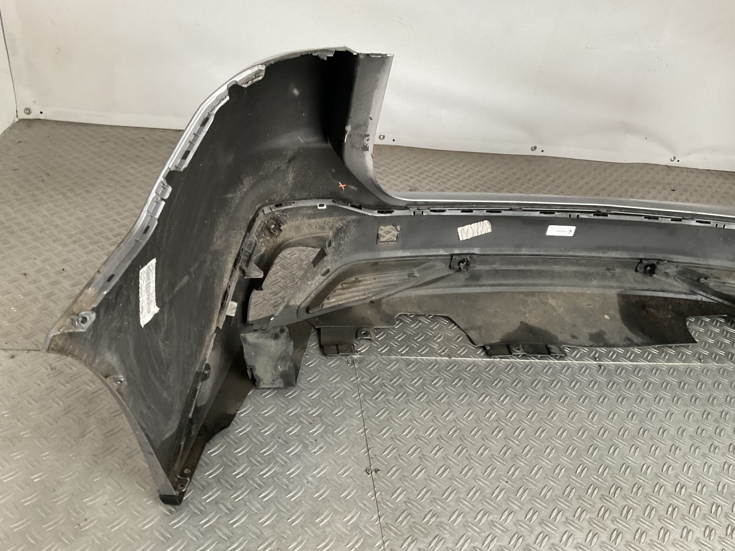 Bumper Peugeot 308 III T10 SW KOMBI 21- 9840113280 Achterbumper F4-17338z