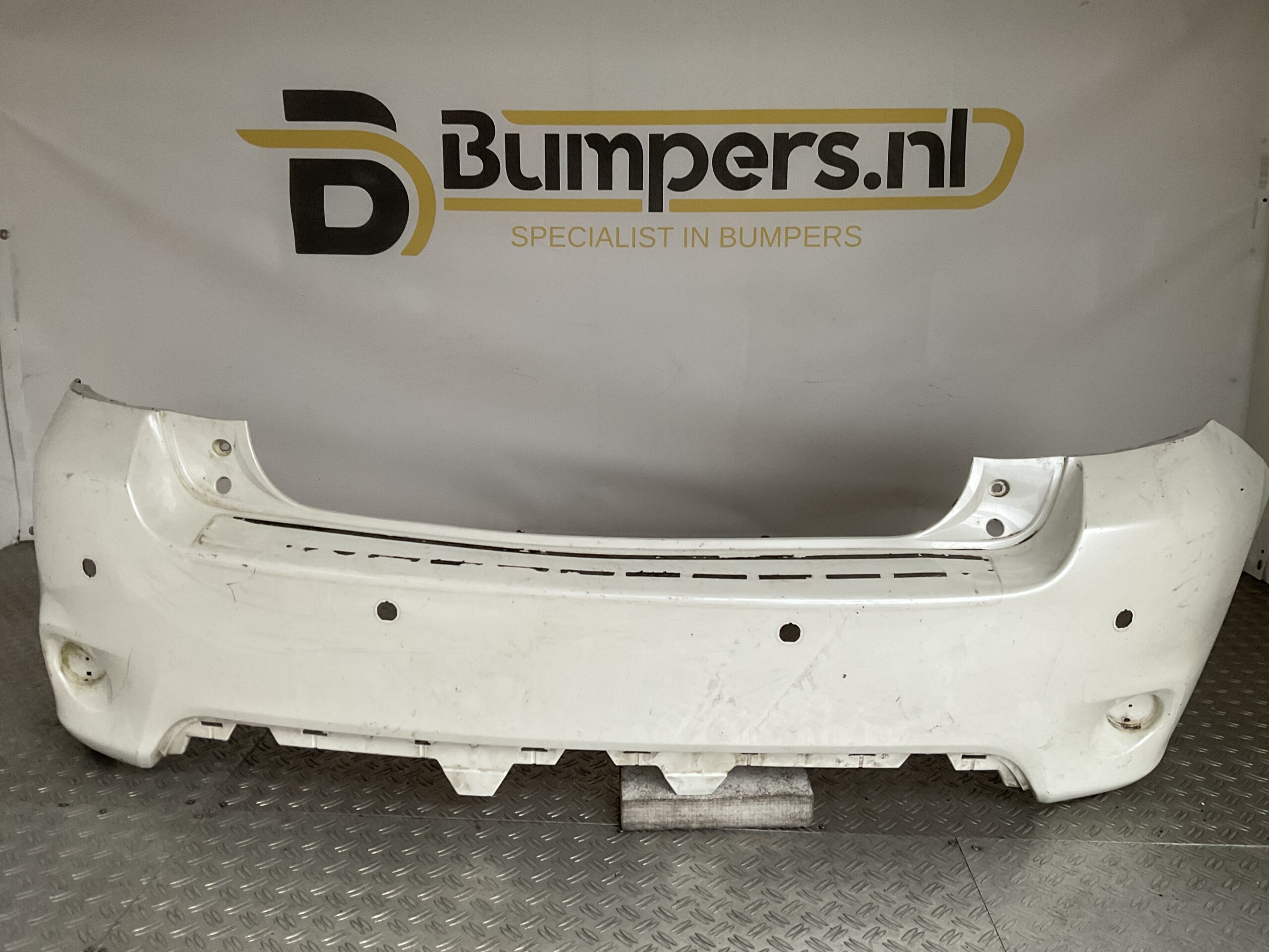 Bumper Toyota Yaris III Facelift 52159-02610 Achterbumper F4-17350z