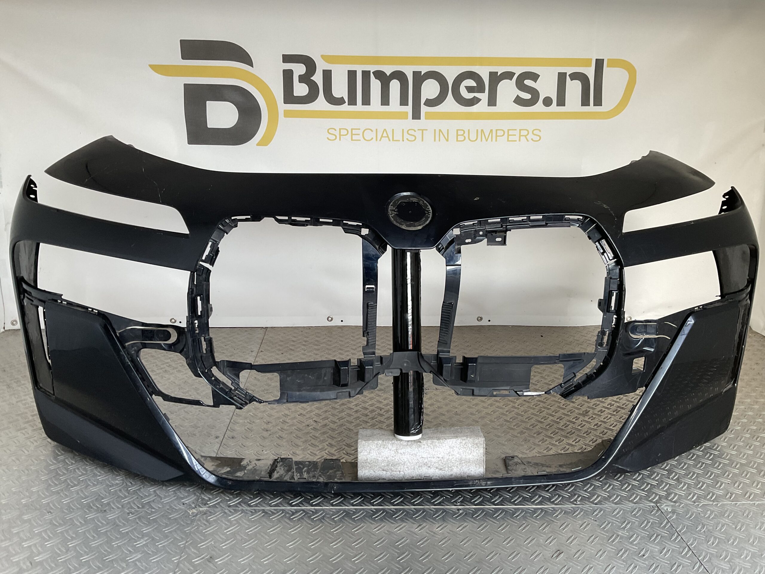 Bumper BMW 7 Serie i7 G70 M Pakket 22-25 51118081544 Voorbumper K5-17396z
