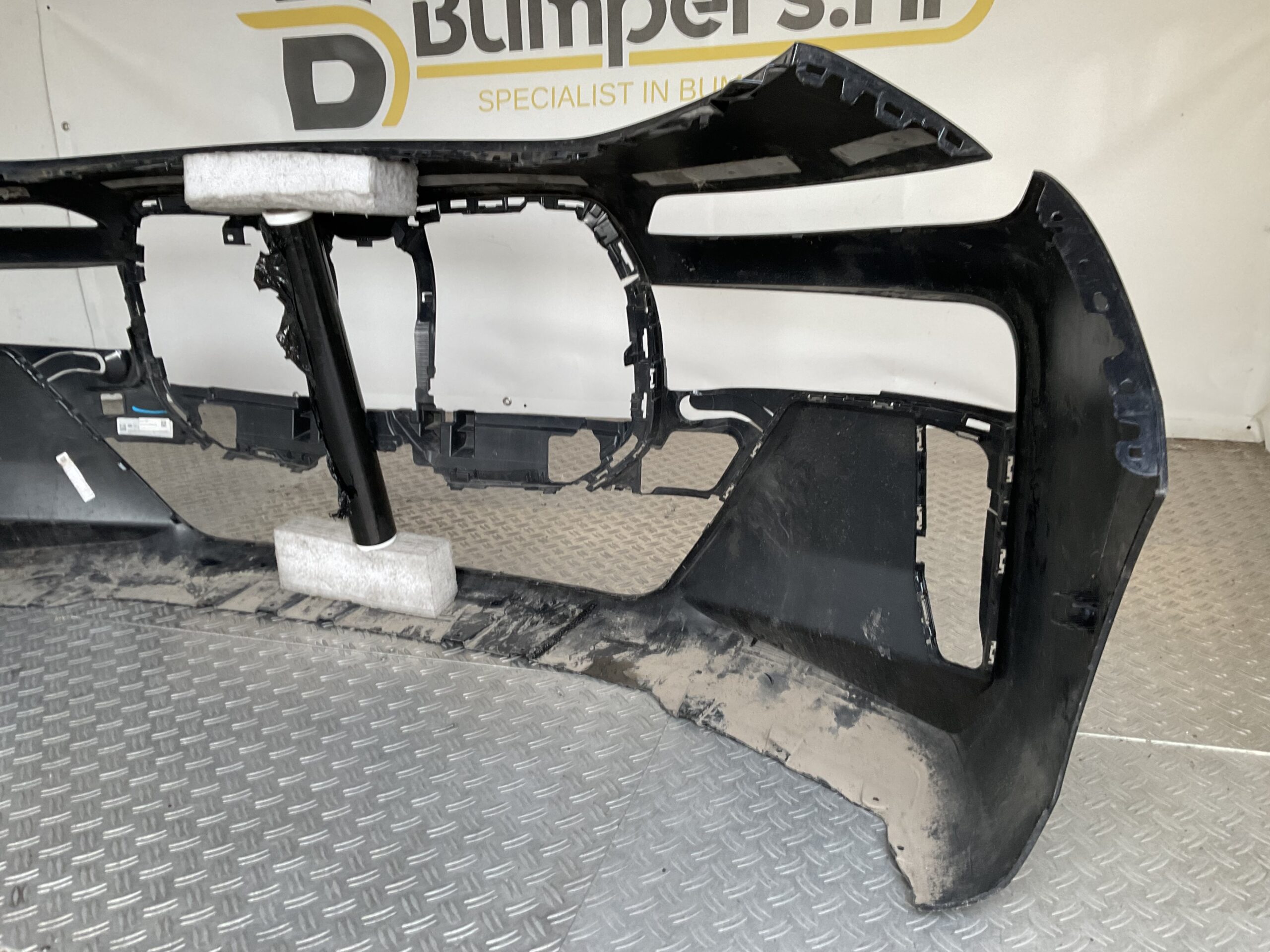 Bumper BMW 7 Serie i7 G70 M Pakket 22-25 51118081544 Voorbumper K5-17396z