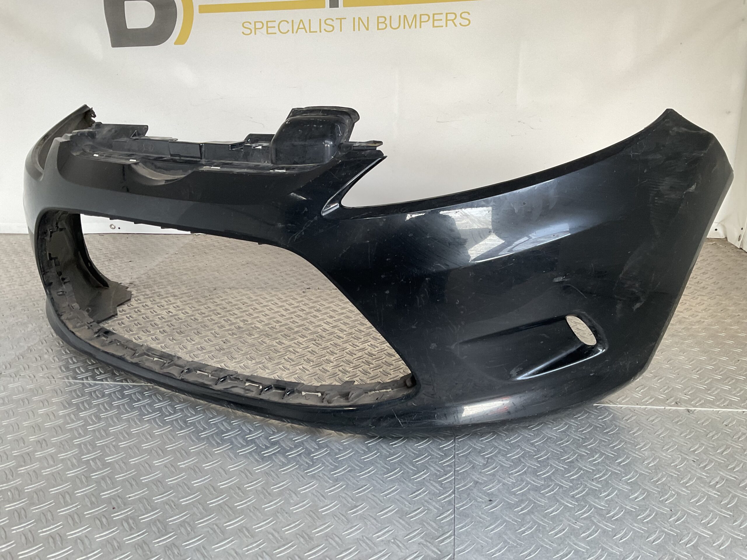 Bumper Ford Fiesta MK7 2008-2012 8A61-17K819 Voorbumper D3-17397z