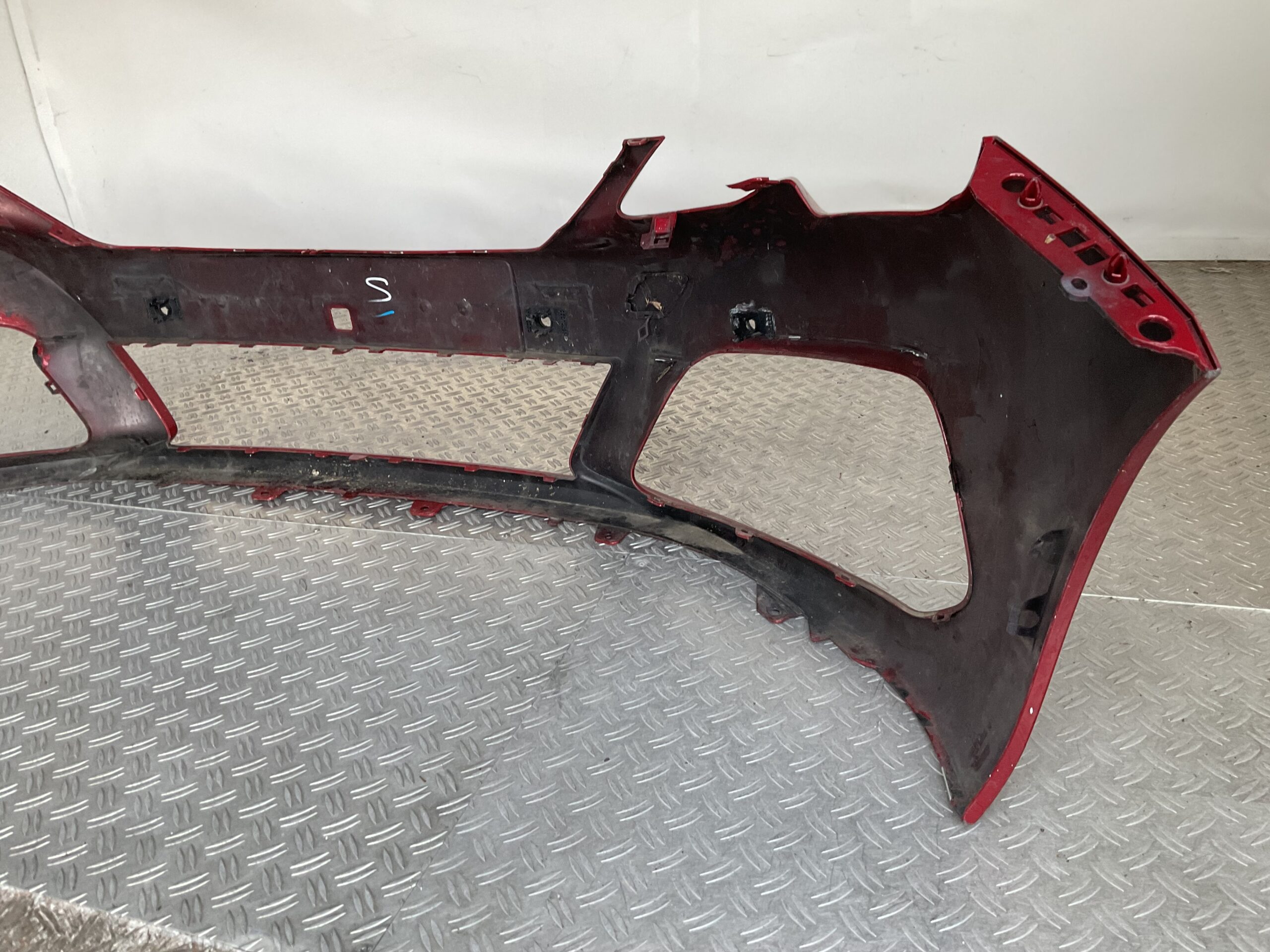 Bumper Peugeot 308 GT Line Facelift AA38299433 Voorbumper J3-17401z