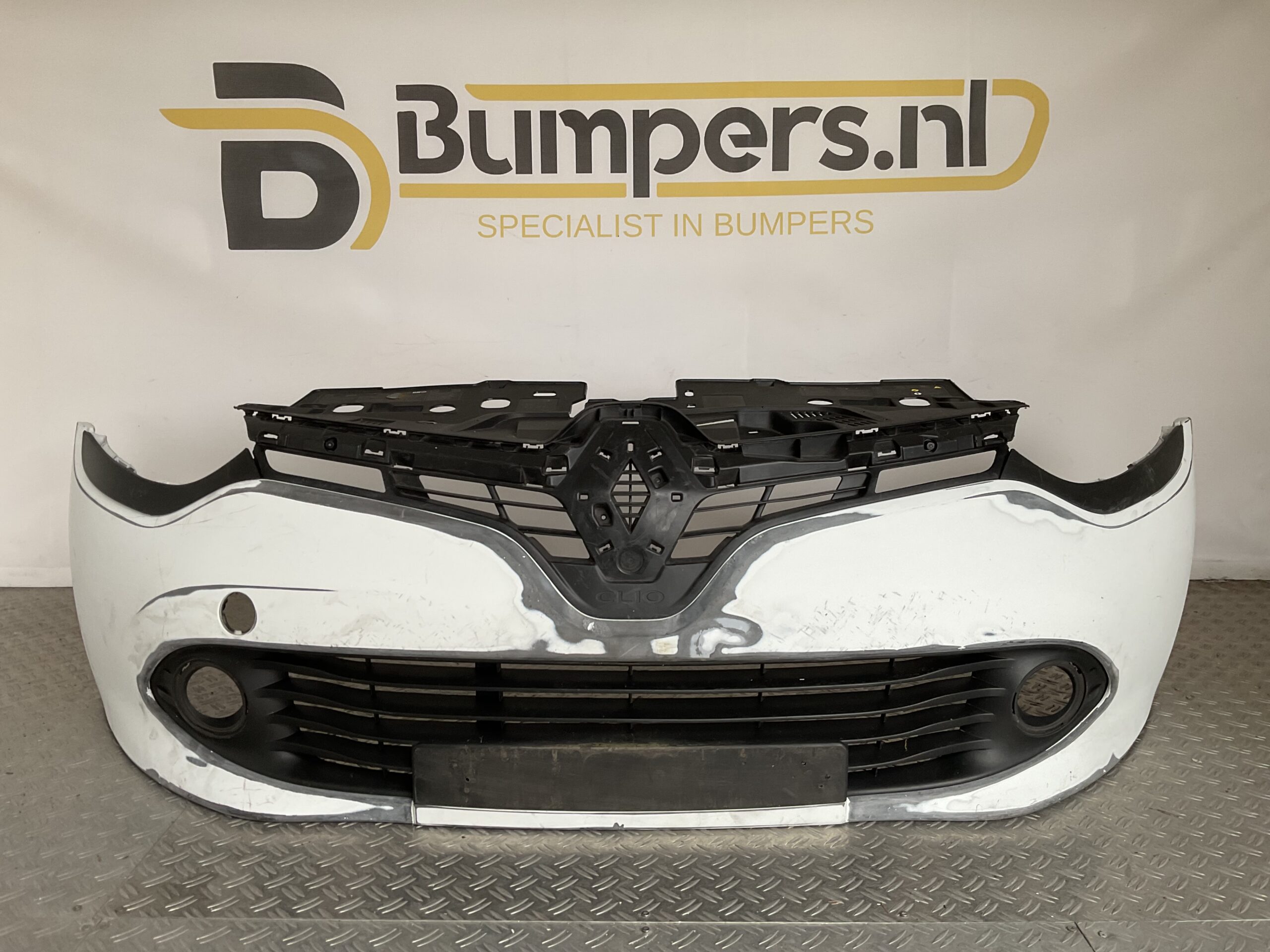 Bumper Renault Clio 4 2012-2015 620221112R Voorbumper F3-17012z