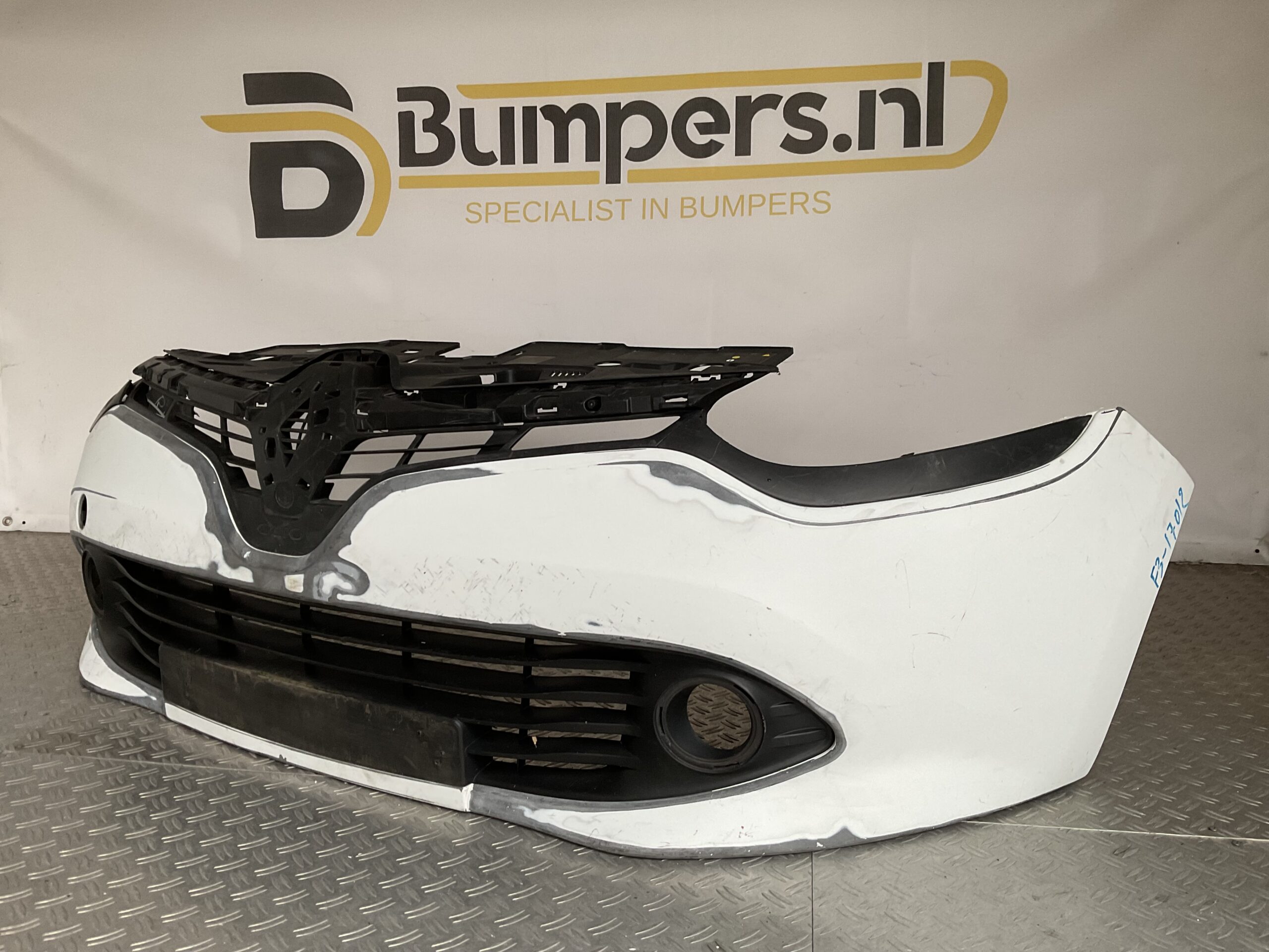 Bumper Renault Clio 4 2012-2015 620221112R Voorbumper F3-17012z