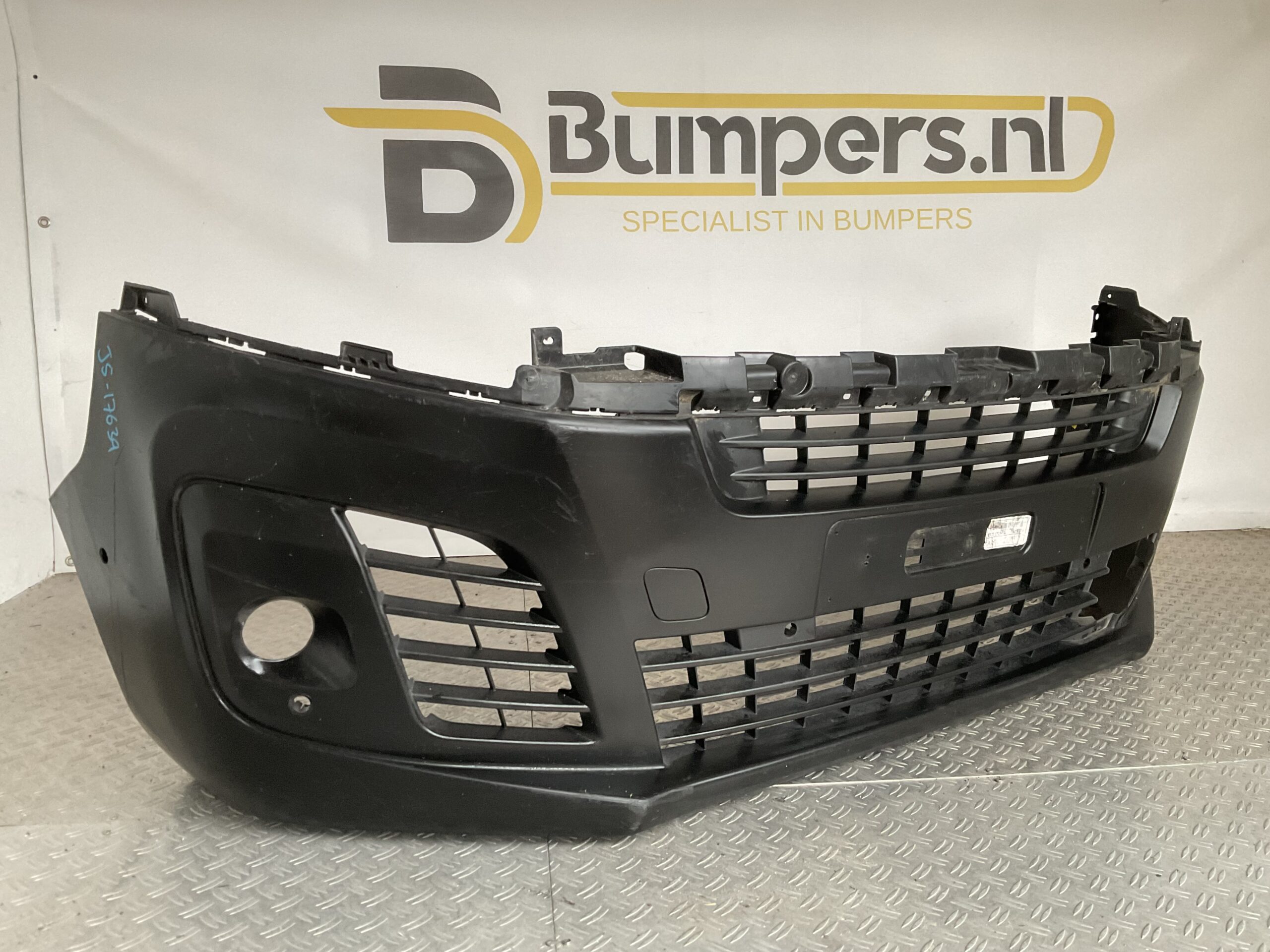 Bumper Peugeot Expert Citroen Jumpy 18-23 9808639977 Voorbumper J5-17639z