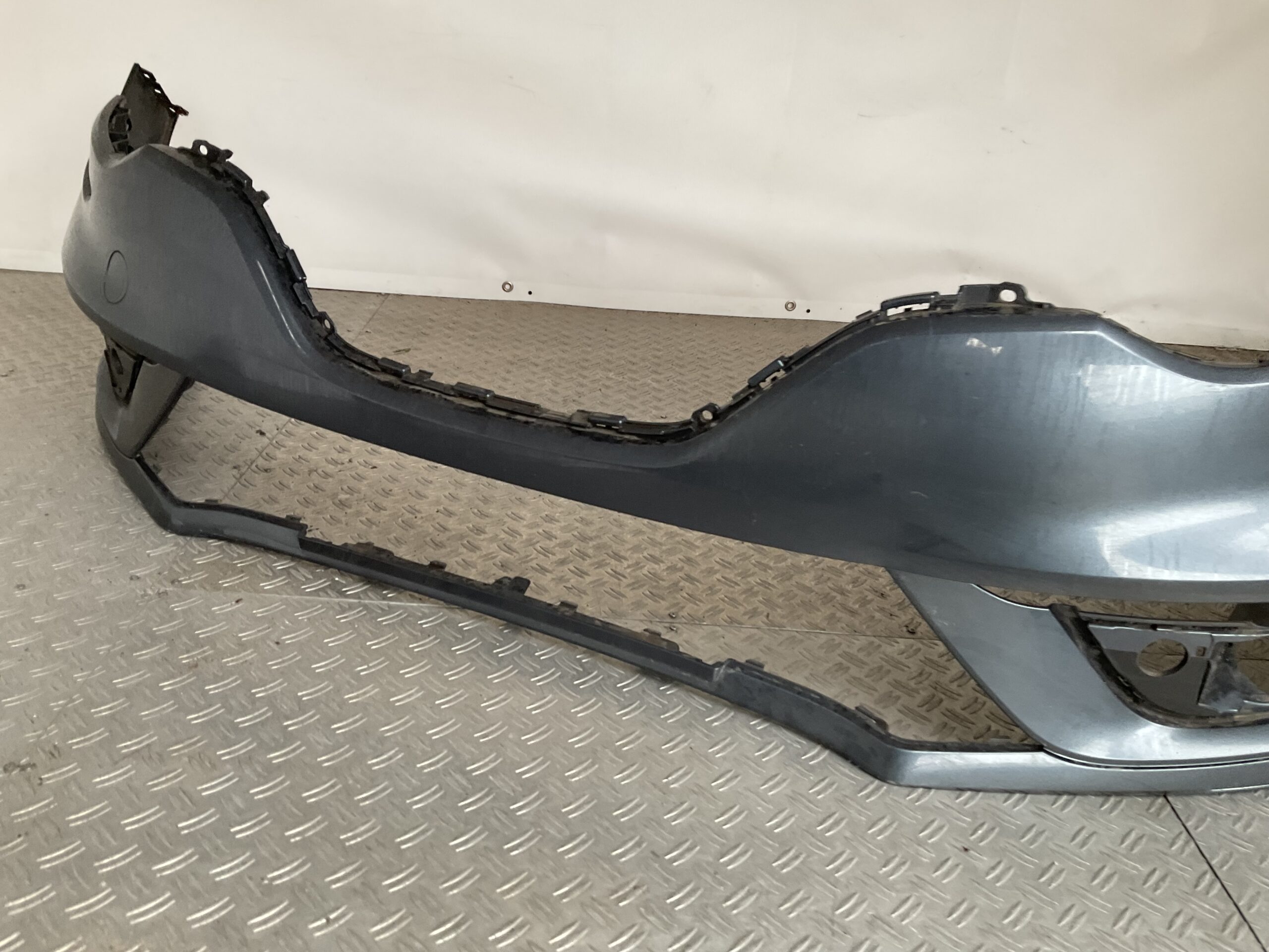 Bumper Renault Megane 4 16-21 620225094R Voorbumper F4-17665z