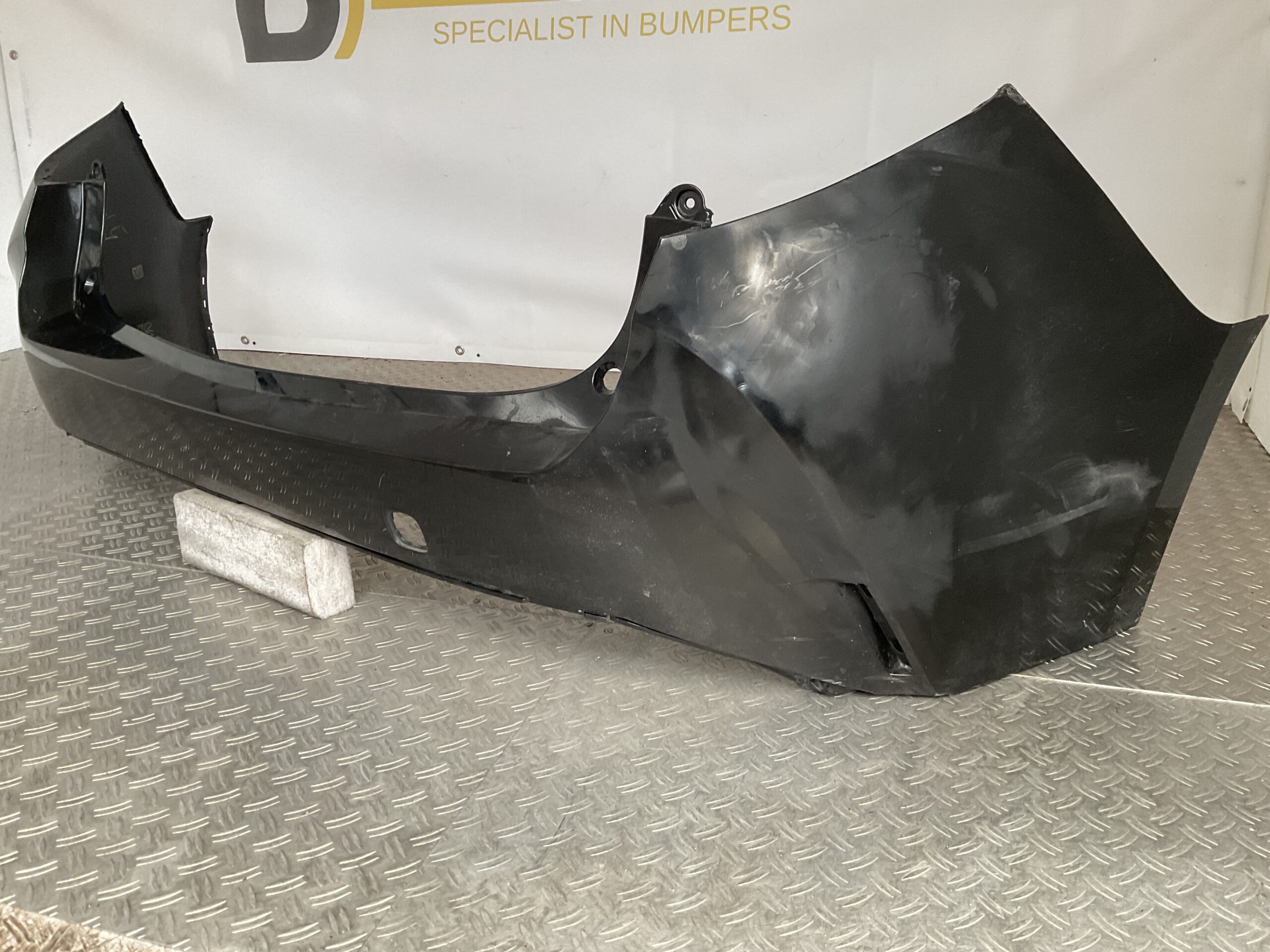 Bumper Toyota Corolla E21 Station 52159-02C80 Achterbumper F5-16777z