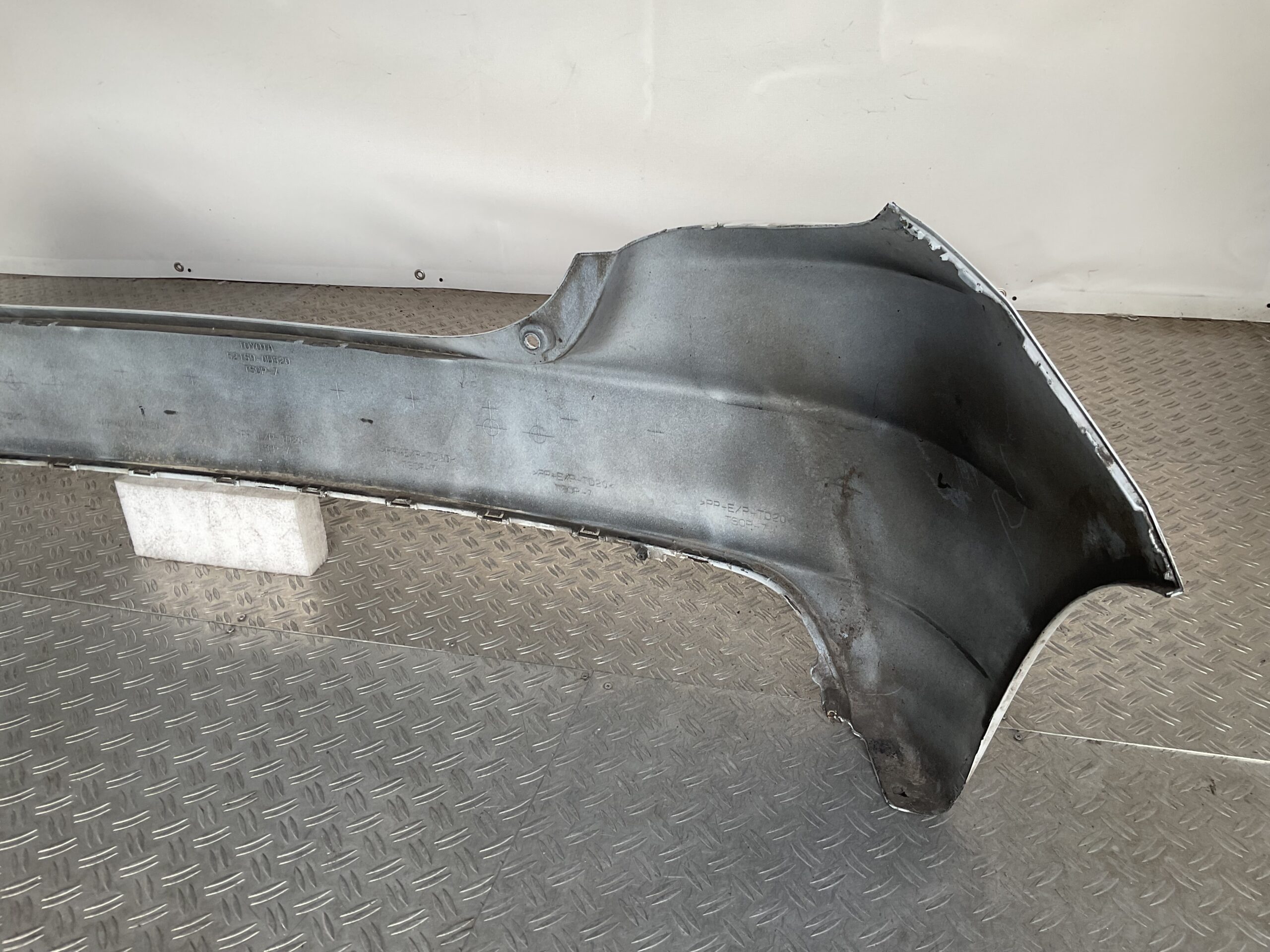 Bumper Toyota Yaris 14-17 52159-0D520 Achterbumper F4-16785z