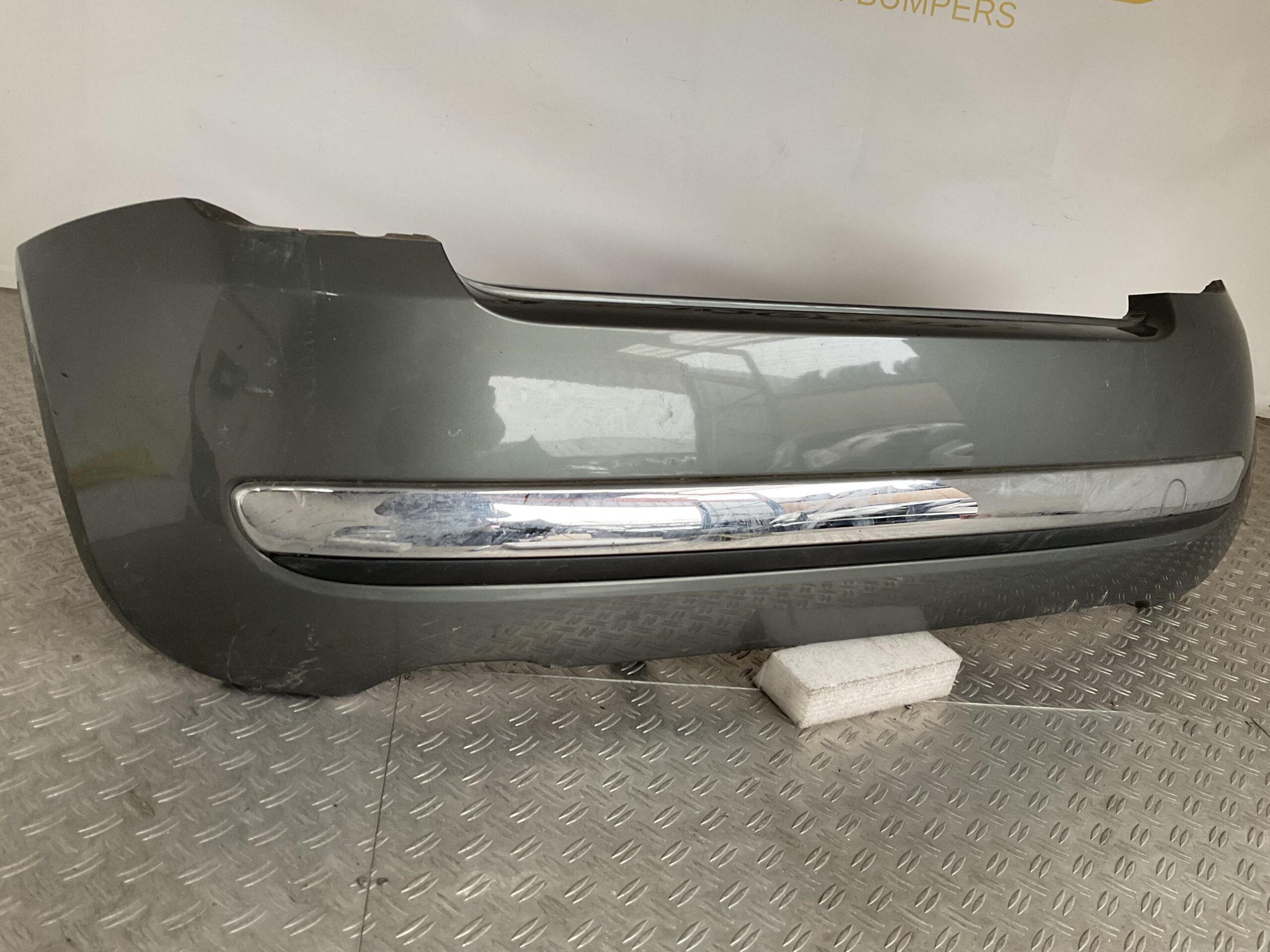 Bumper Fiat 500 735425627 Achterbumper F4-16857z