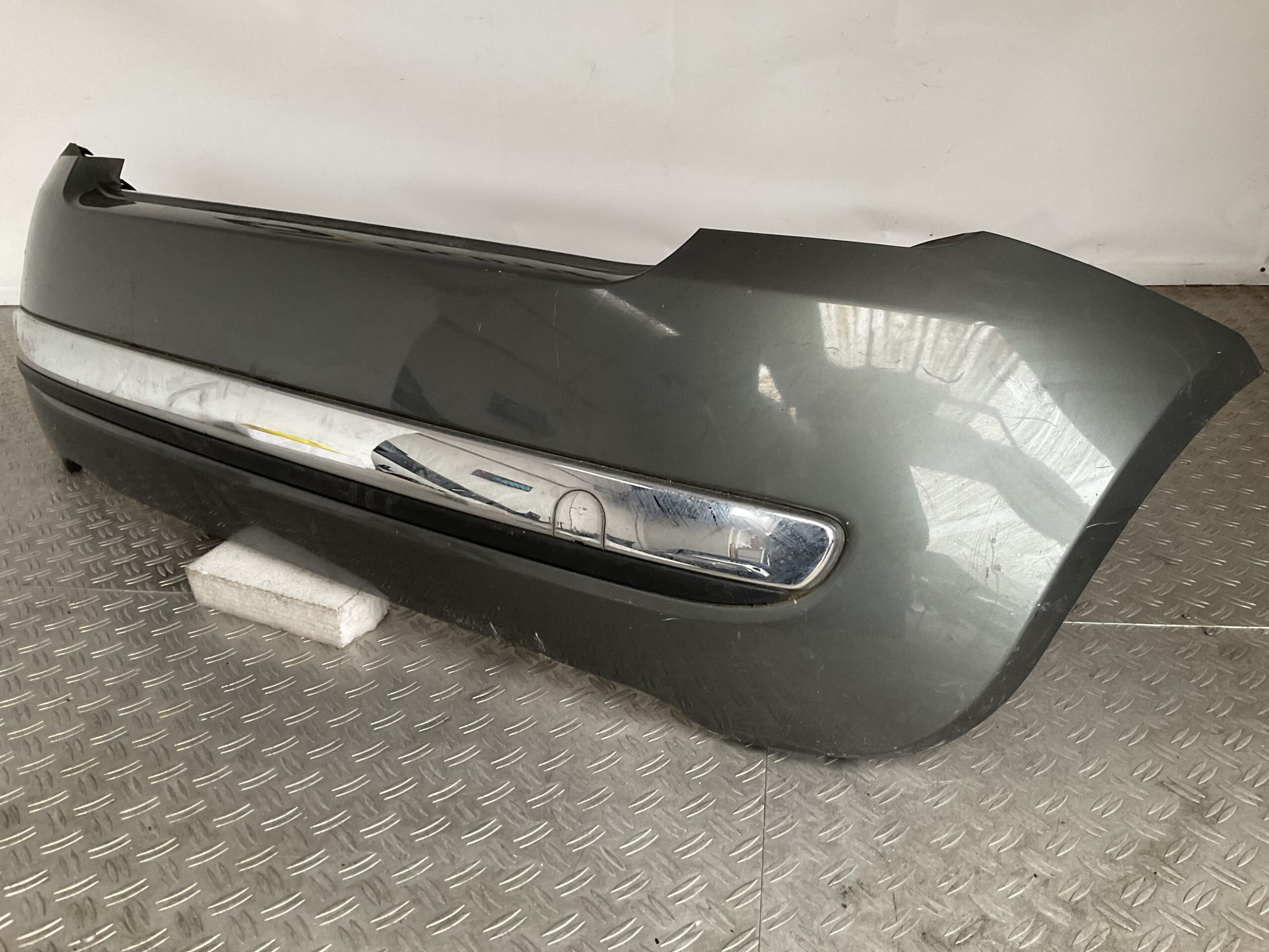 Bumper Fiat 500 735425627 Achterbumper F4-16857z