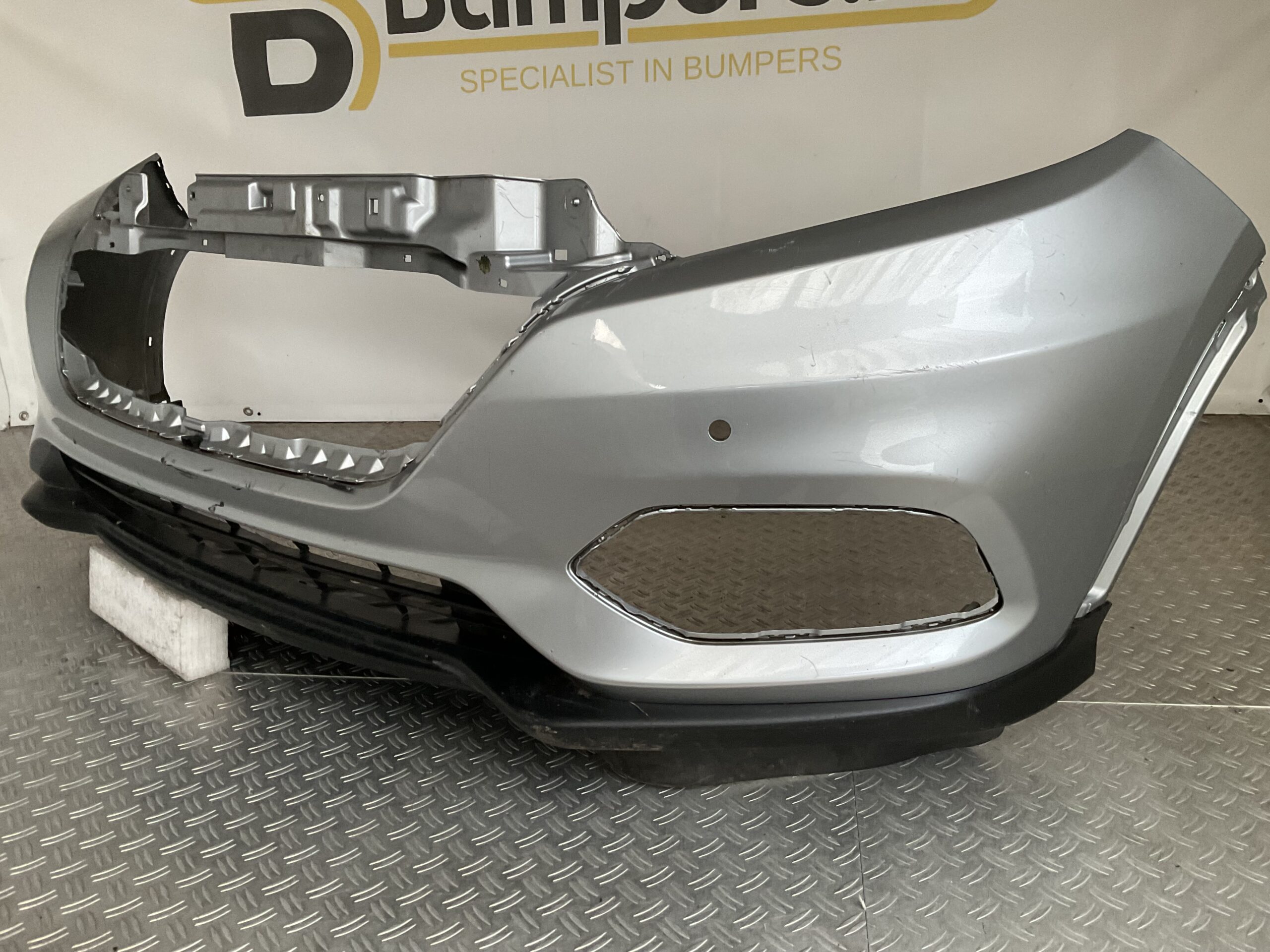 Bumper Honda HRV HR-V 14-22 71102-t7A Voorbumper D5-17024z