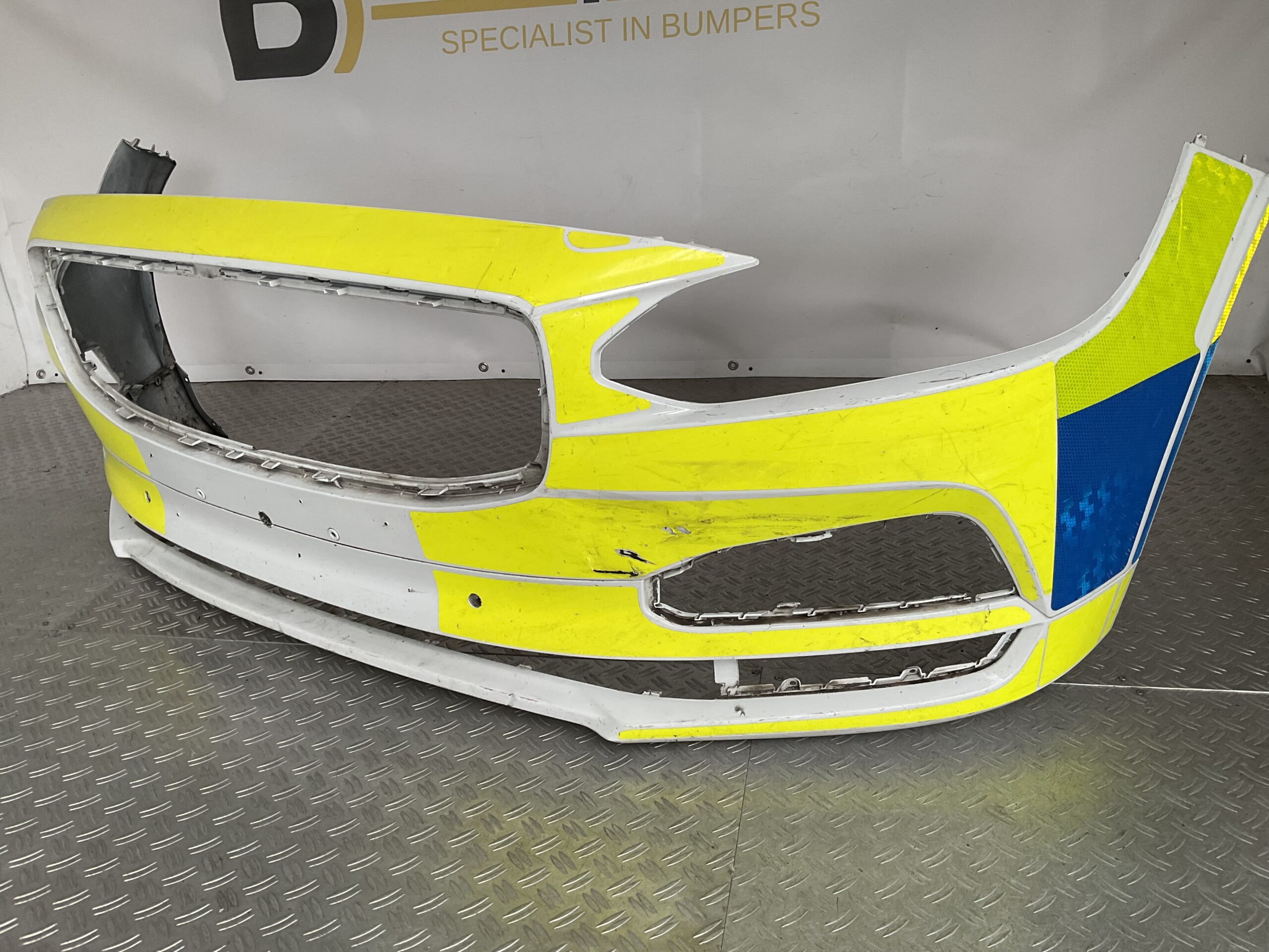 Bumper Volvo V90 S90 II 16-20 32136229 Voorbumper E5-17052z