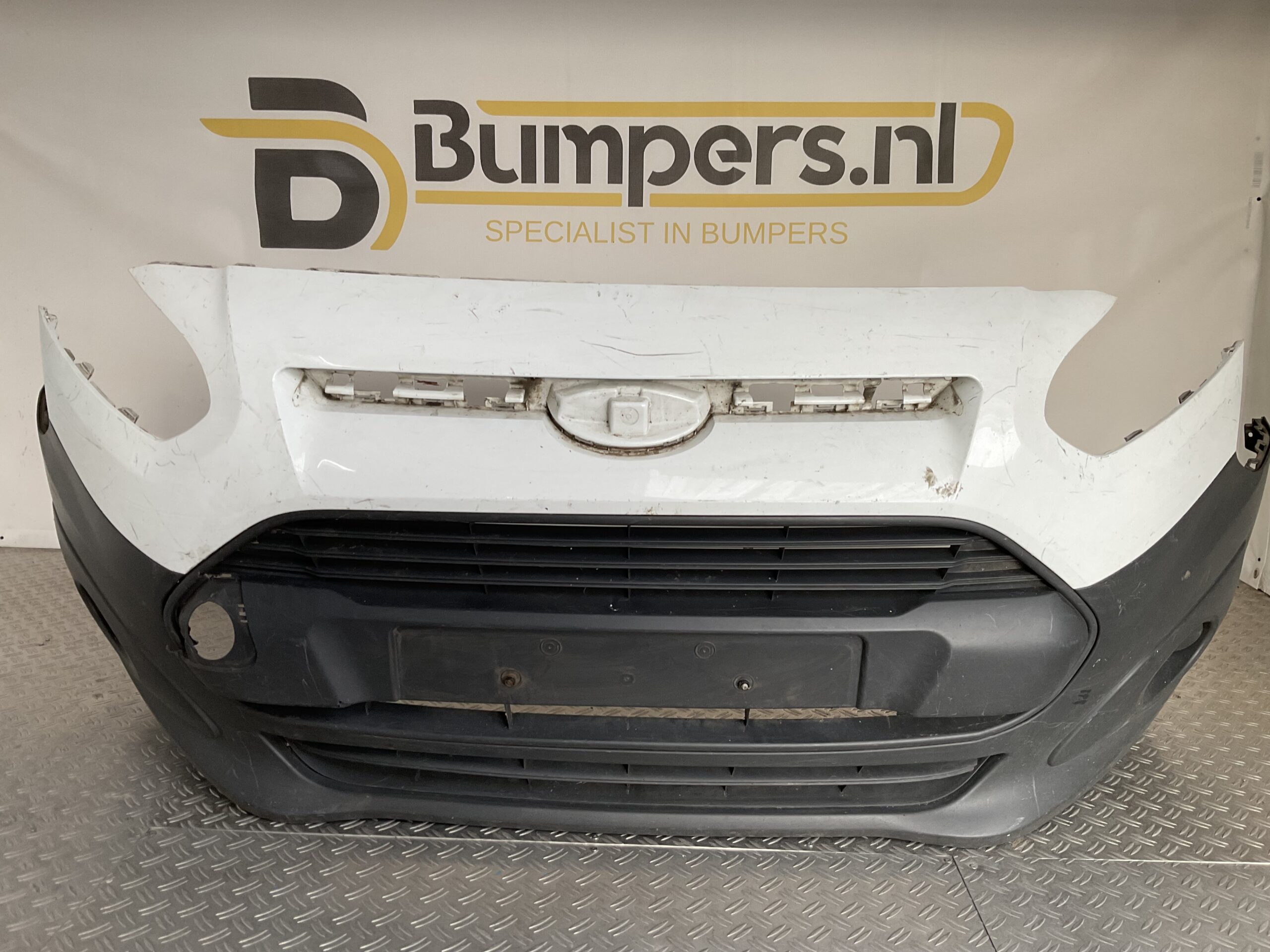 Voorbumper Ford Transit Connect 13-19 DT11-17k819 Voorbumper B9-17130z