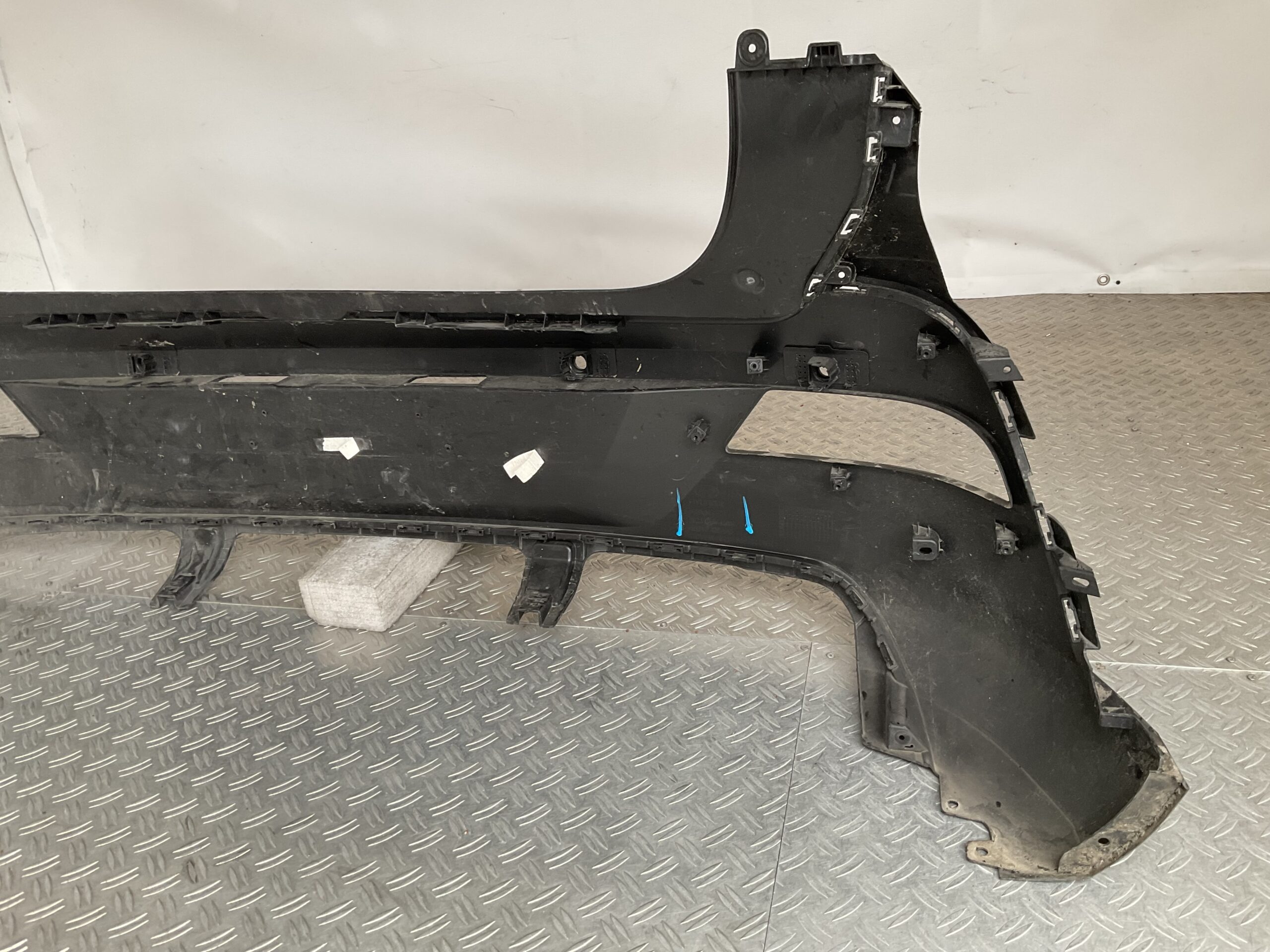Bumper Hyundai Bayon 21- 86612-Q0AA0 Achterbumper F4-17429z