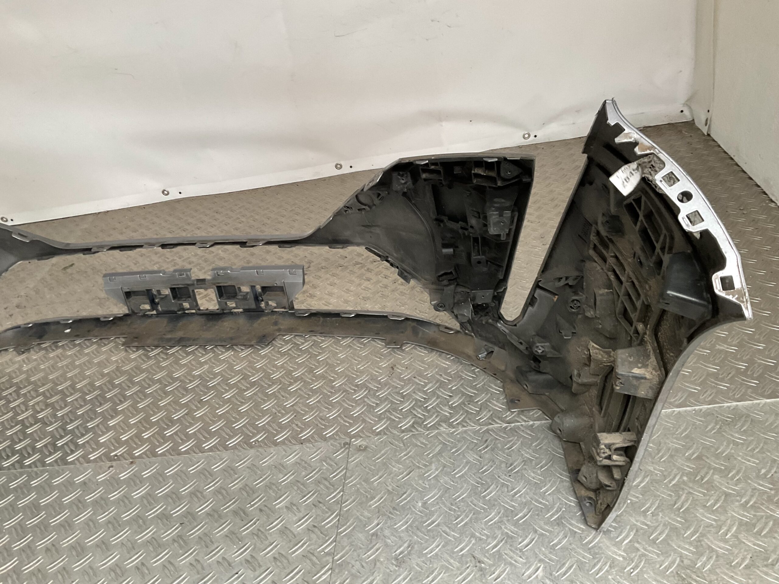 Bumper Peugeot 308 2022-2025 9838074780 Voorbumper J4-17691