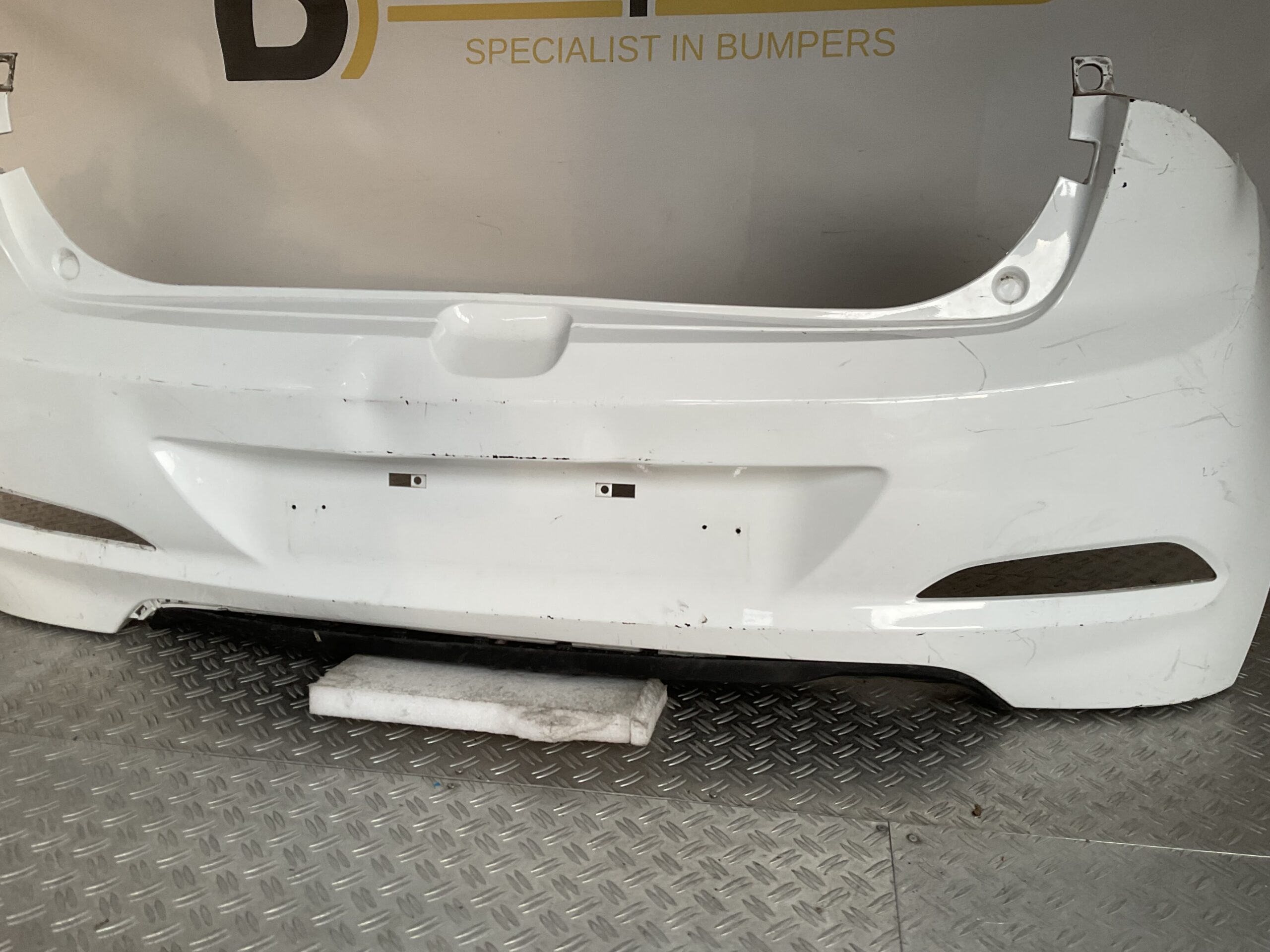 Bumper Hyundai i20 14-17 86611-c80000 Achterbumper F3-17828z