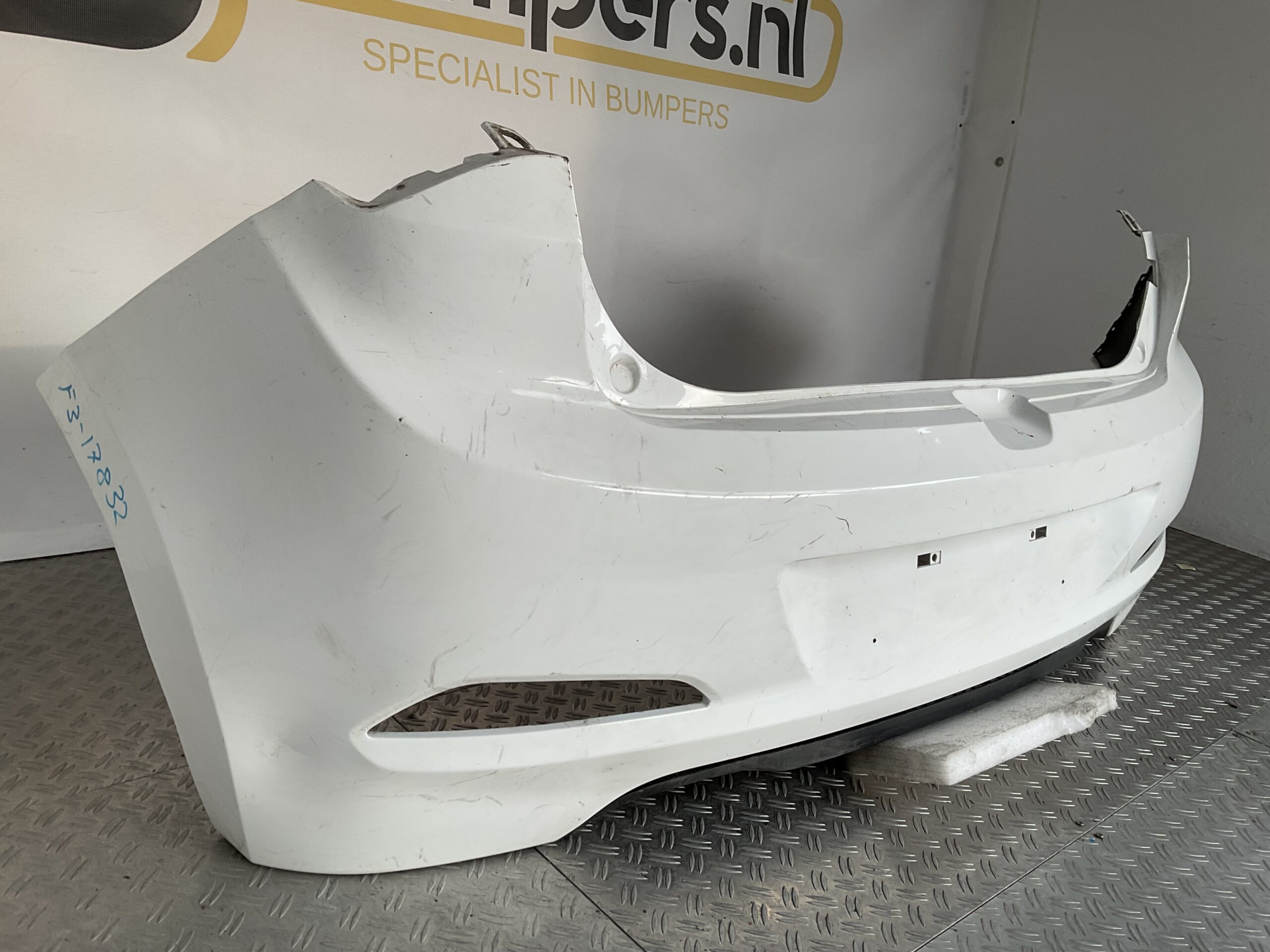 Bumper Hyundai i20 14-17 86611-c80000 Achterbumper F3-17832z